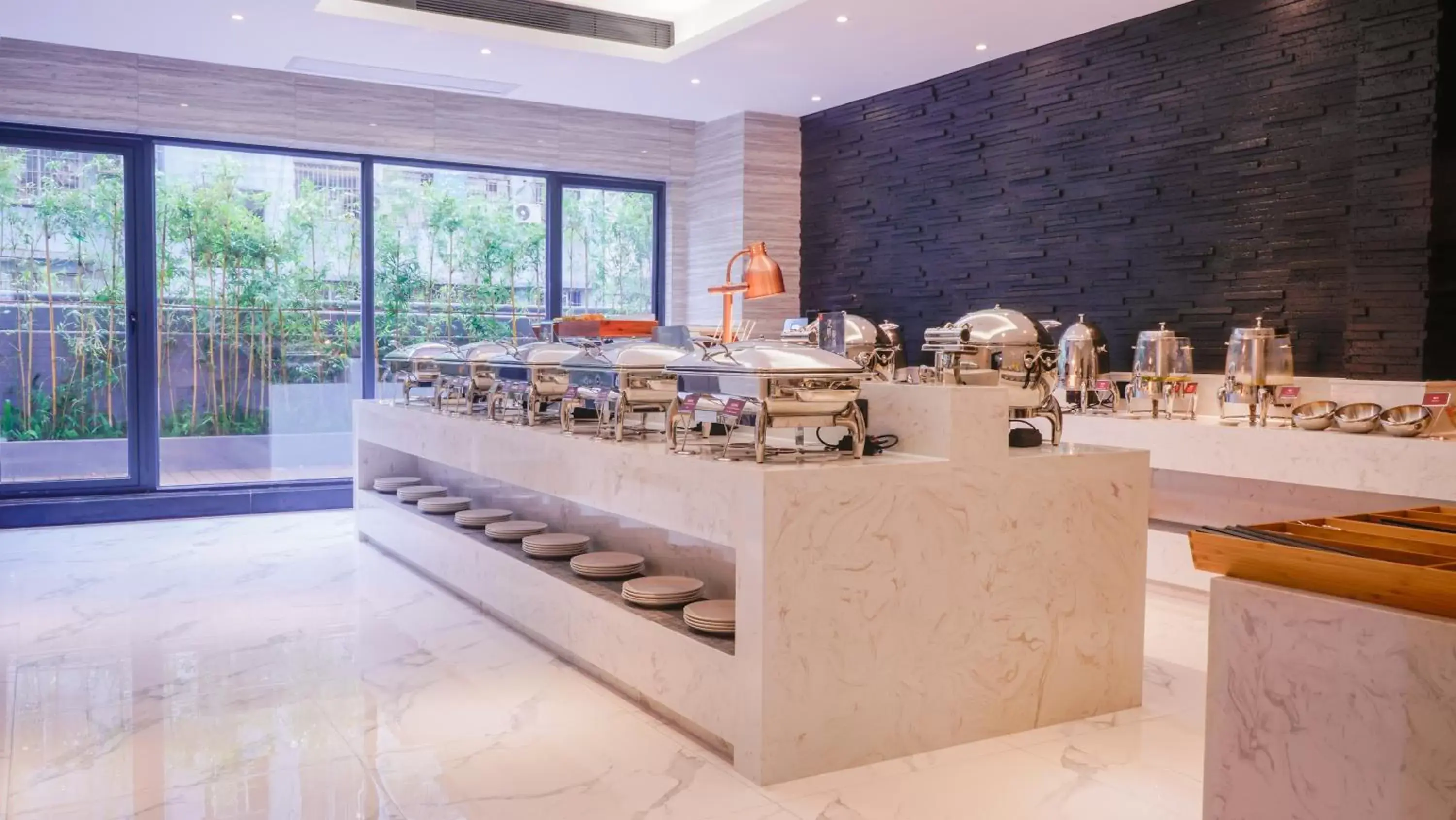 Restaurant/places to eat in Paco Hotel Tiyuxilu Metro Guangzhou-Free Shuttle Bus fir Canton Fair Restaurant/places to eat in Paco Hotel Tiyuxilu Metro Guangzhou-Free Shuttle Bus fir Canton Fair