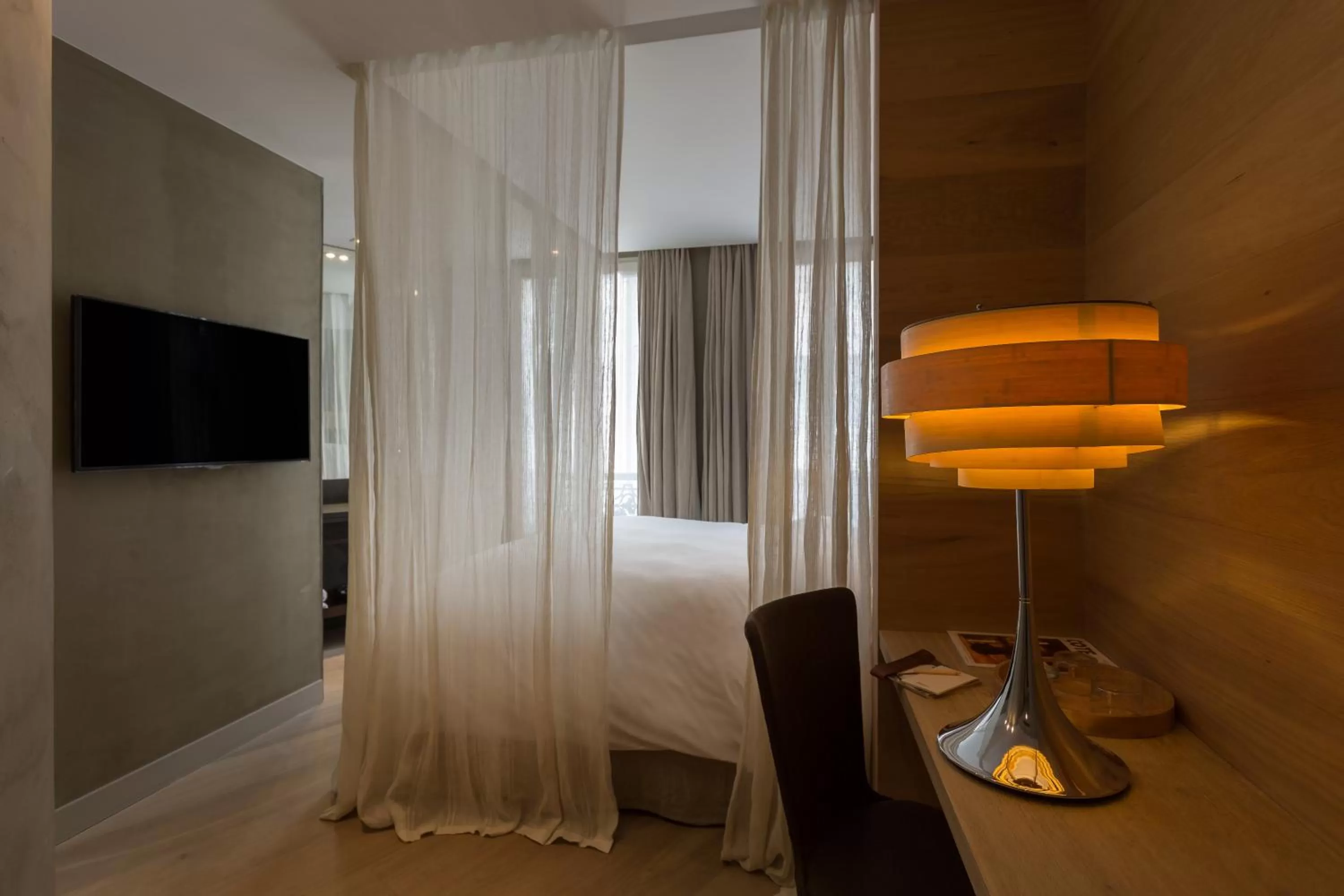 Photo of the whole room, Bed in Hidden Hotel