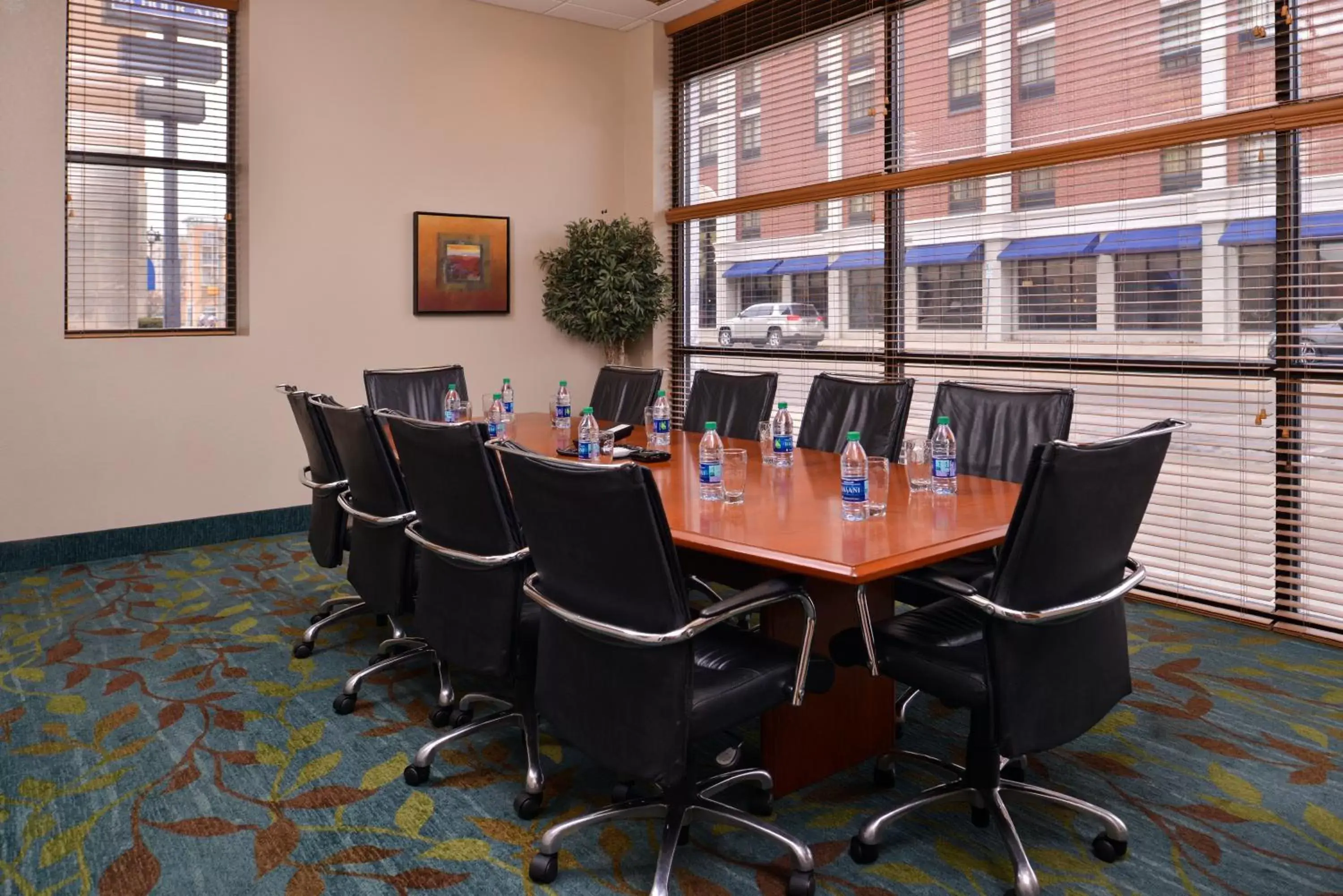 Meeting/conference room in Candlewood Suites Terre Haute, an IHG Hotel