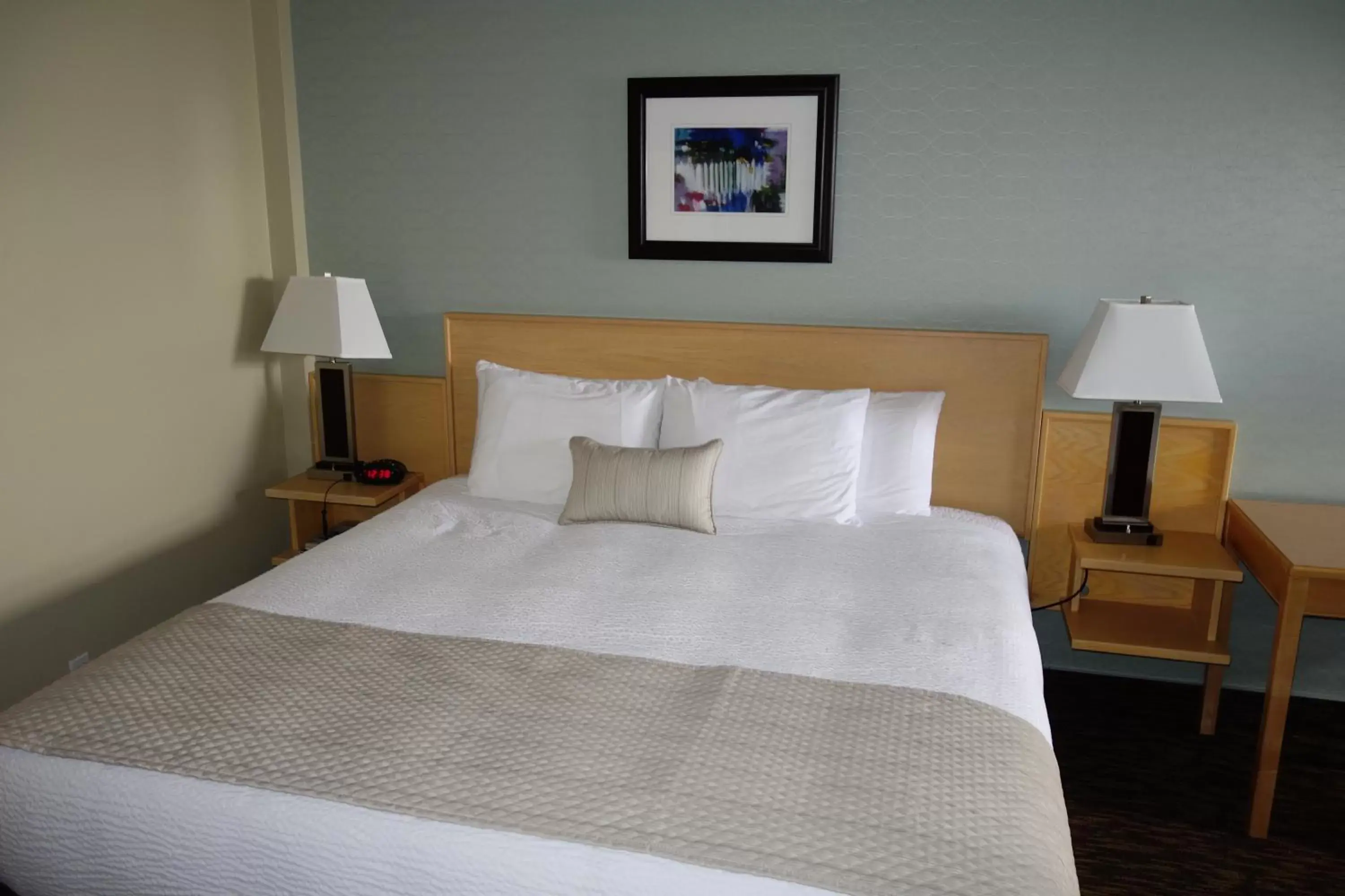 Bed in Days Inn by Wyndham Vermilion