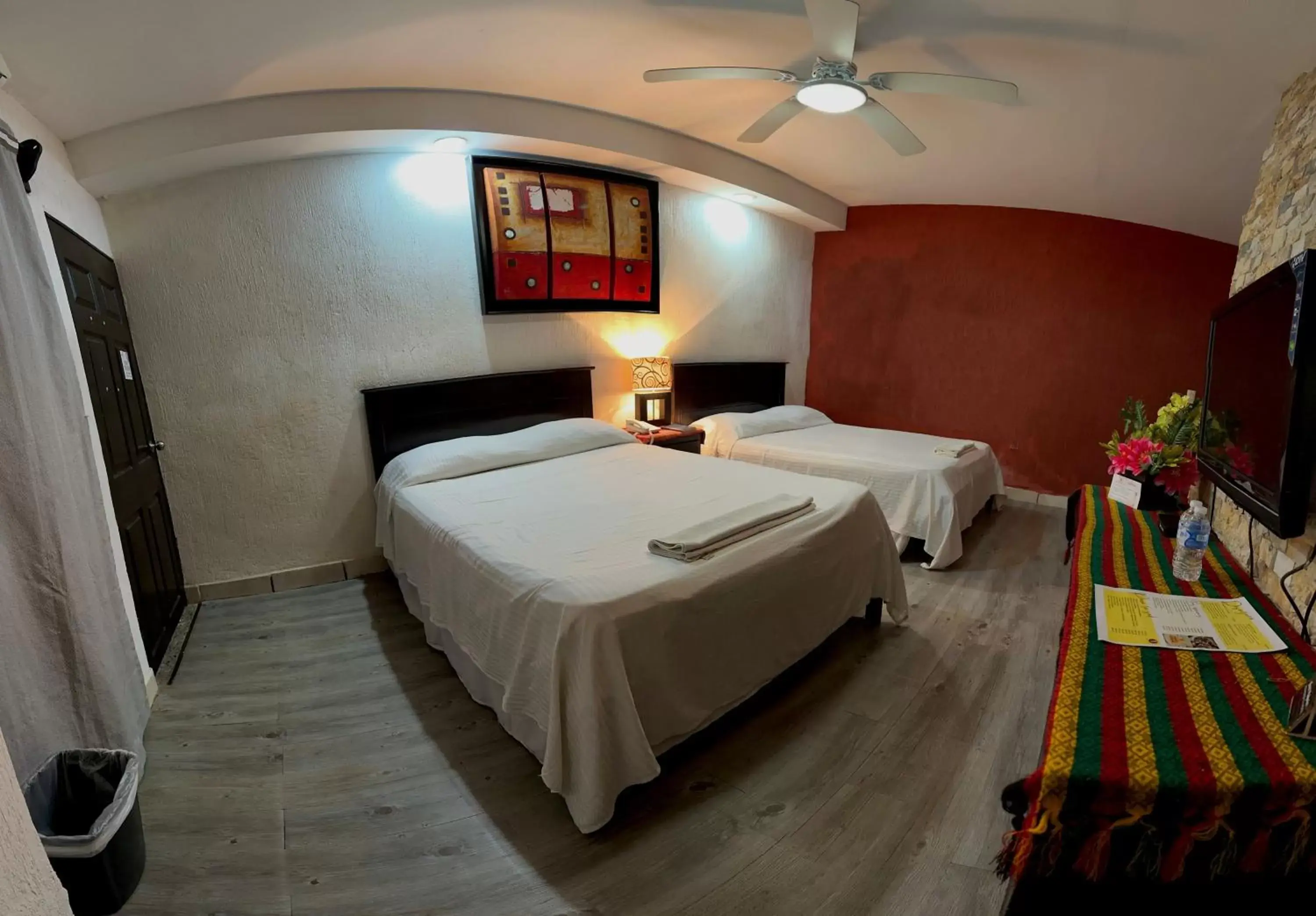 Bedroom, Bed in Hotel Makarios