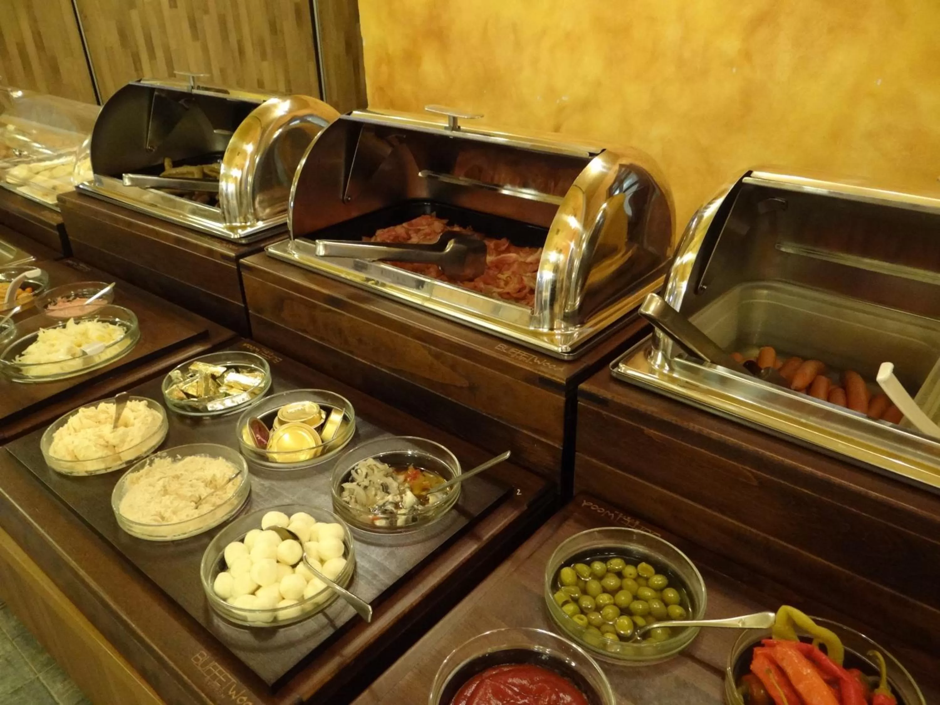 Buffet breakfast in Sport-V-Hotel