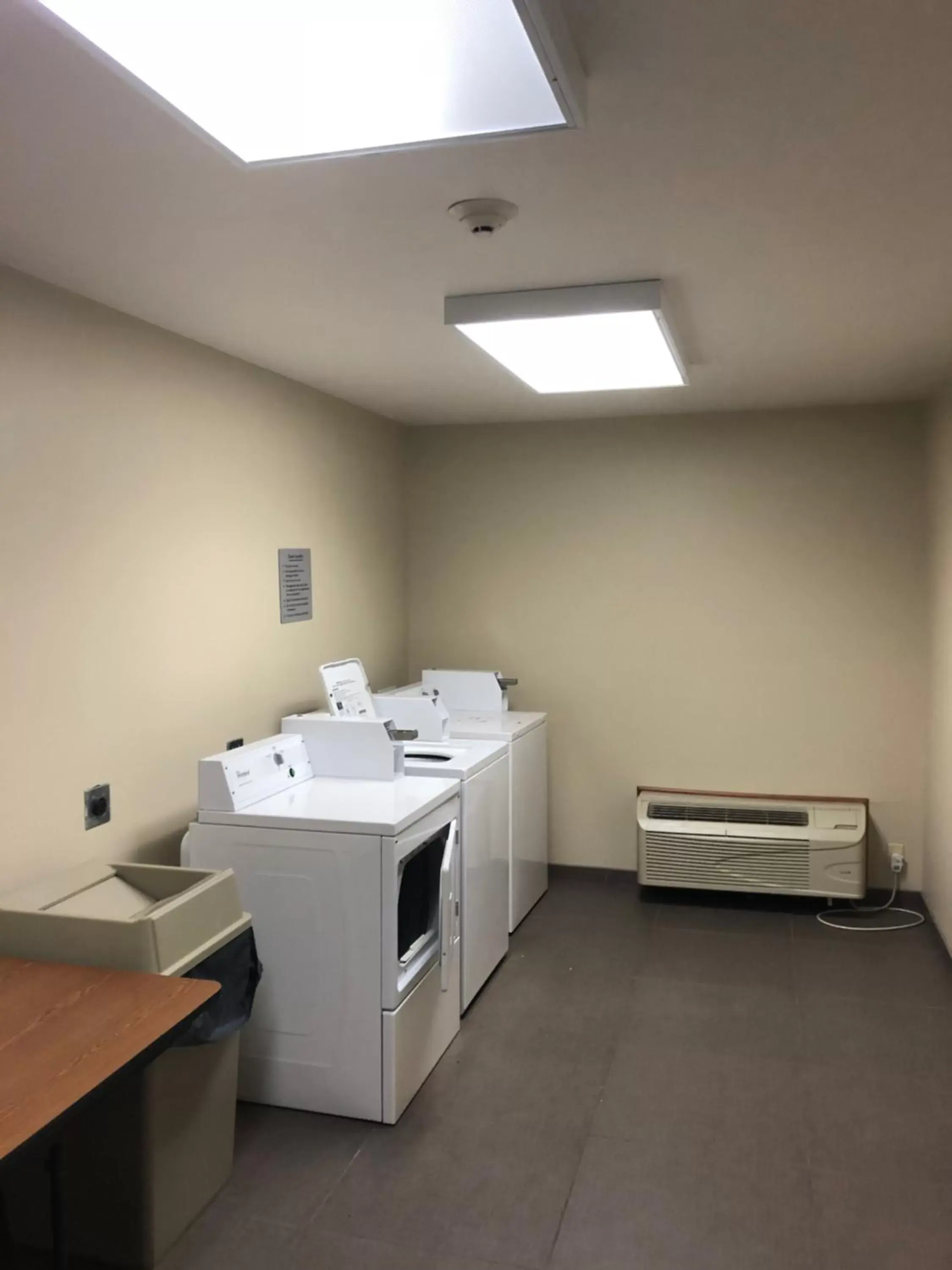 Bathroom in Countryview Inn & Suites