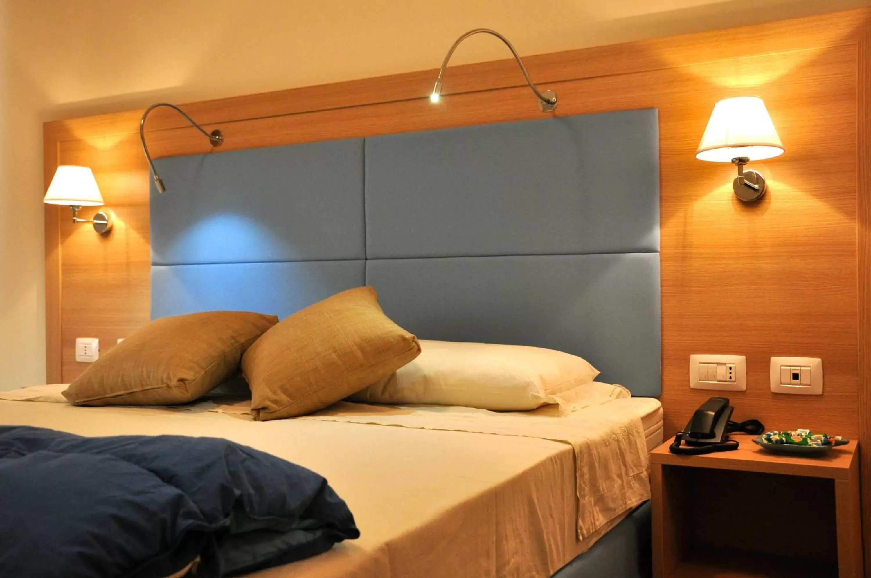 Bed in Hotel 325 Tor Vergata Bed in Hotel 325 Tor Vergata