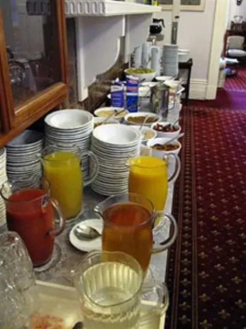 Food and drinks in Georgian Court B&B Guest House