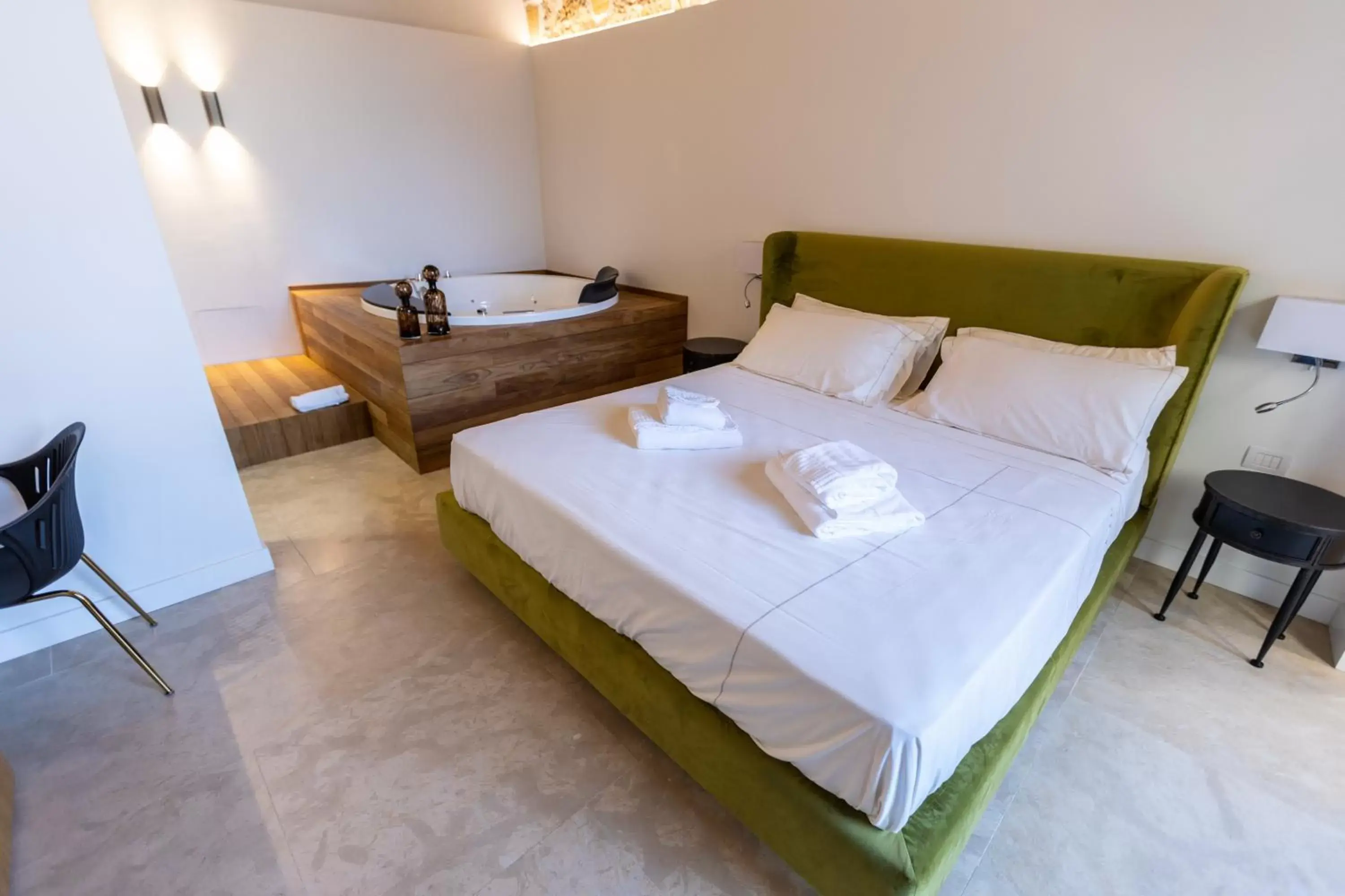 Bed in Bastione Spasimo Boutique Hotel