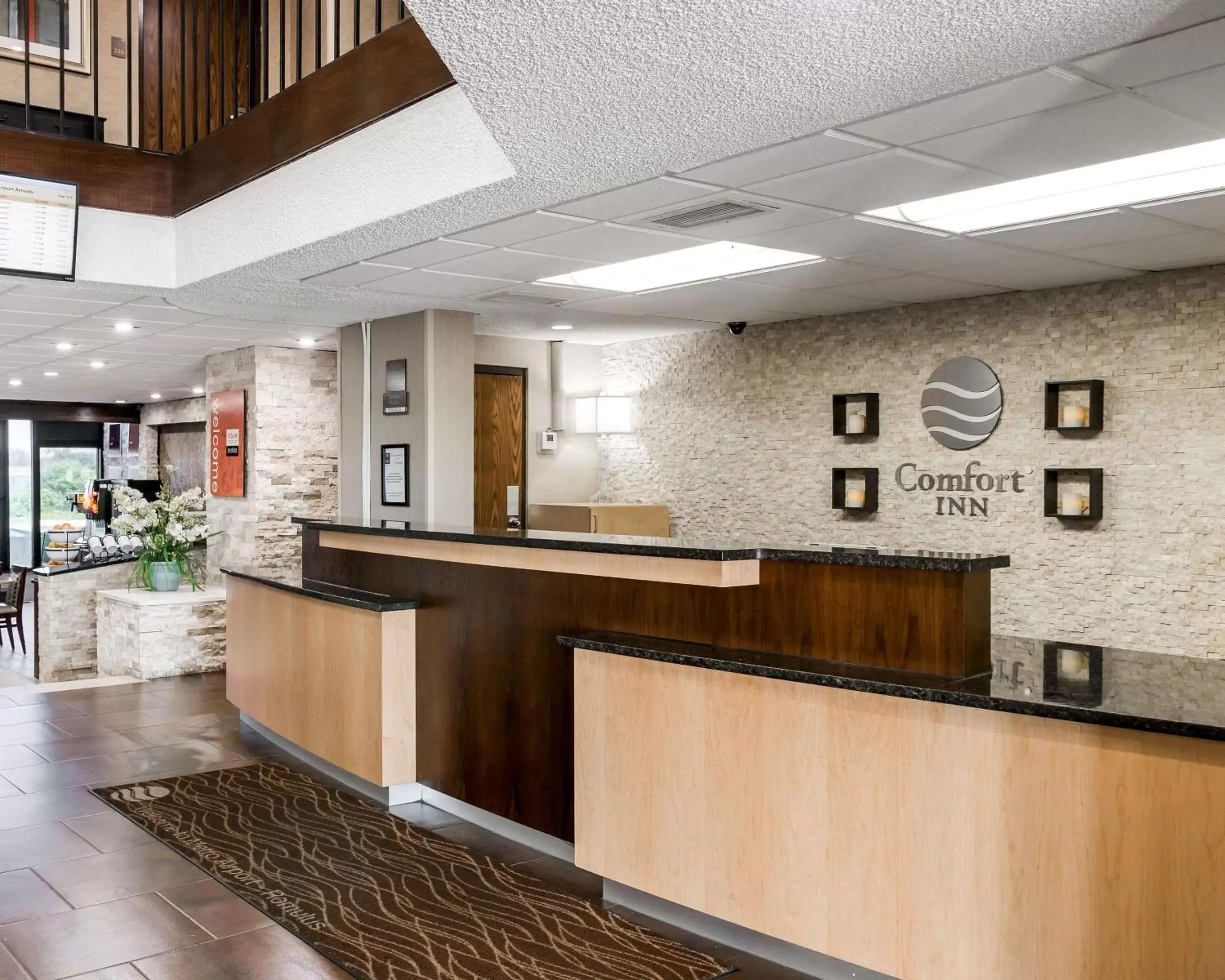 Lobby or reception, Lobby/Reception in Comfort Inn Metro Airport Romulus