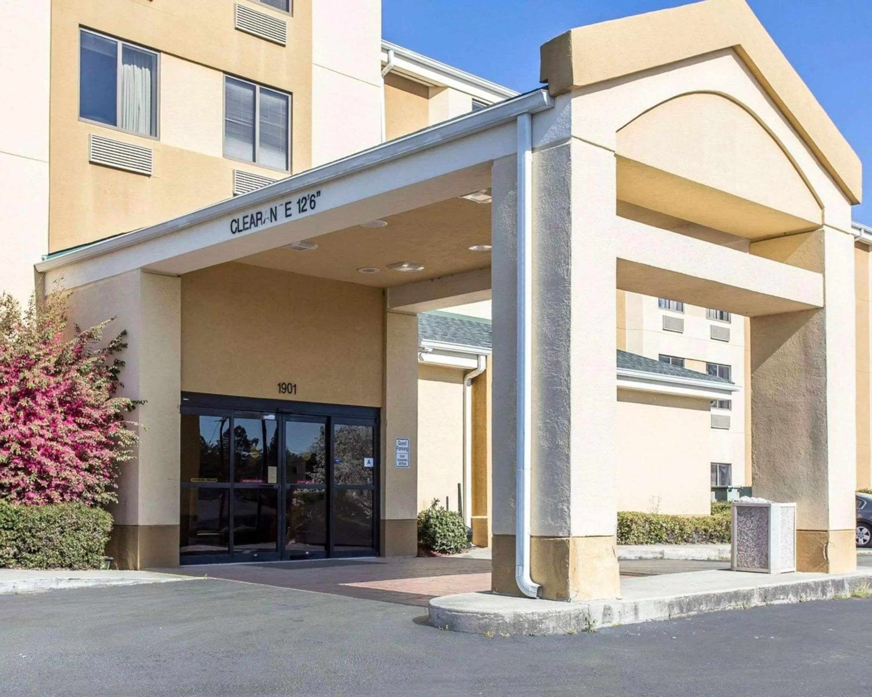 Property building in Sleep Inn Columbia