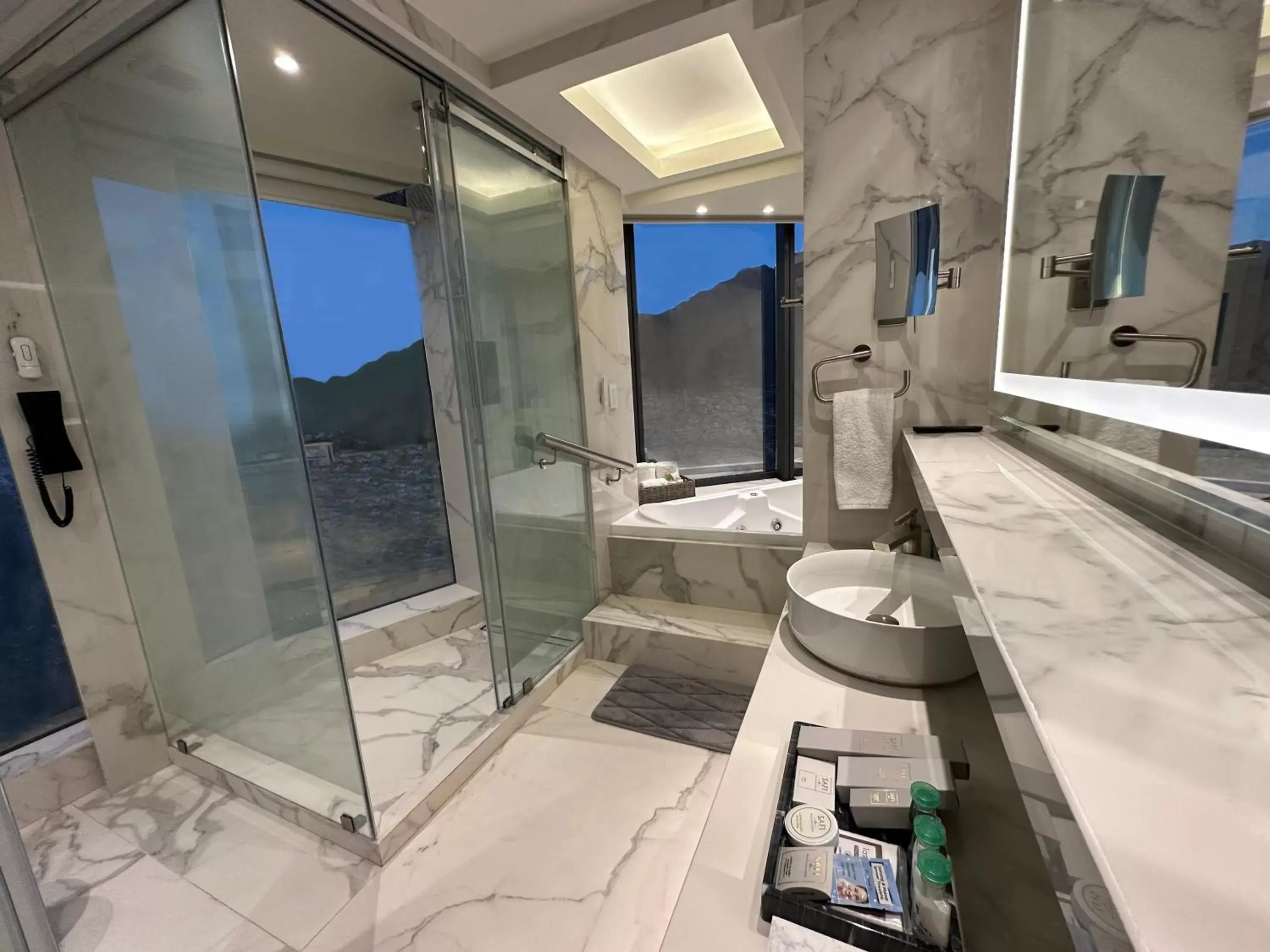 Bathroom in Safi Royal Luxury Metropolitan