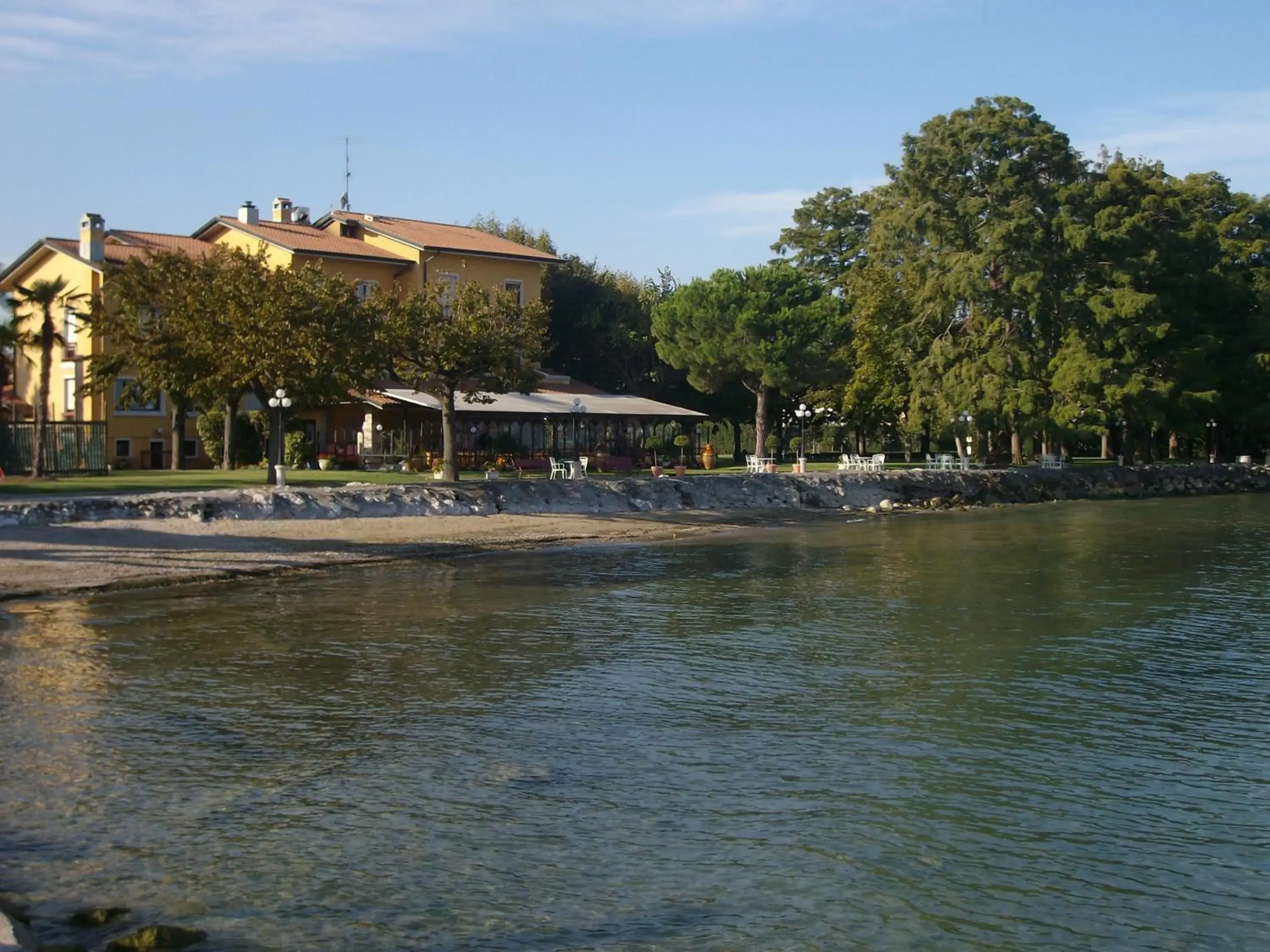 Neighbourhood, Property Building in Hotel Lugana Parco Al Lago