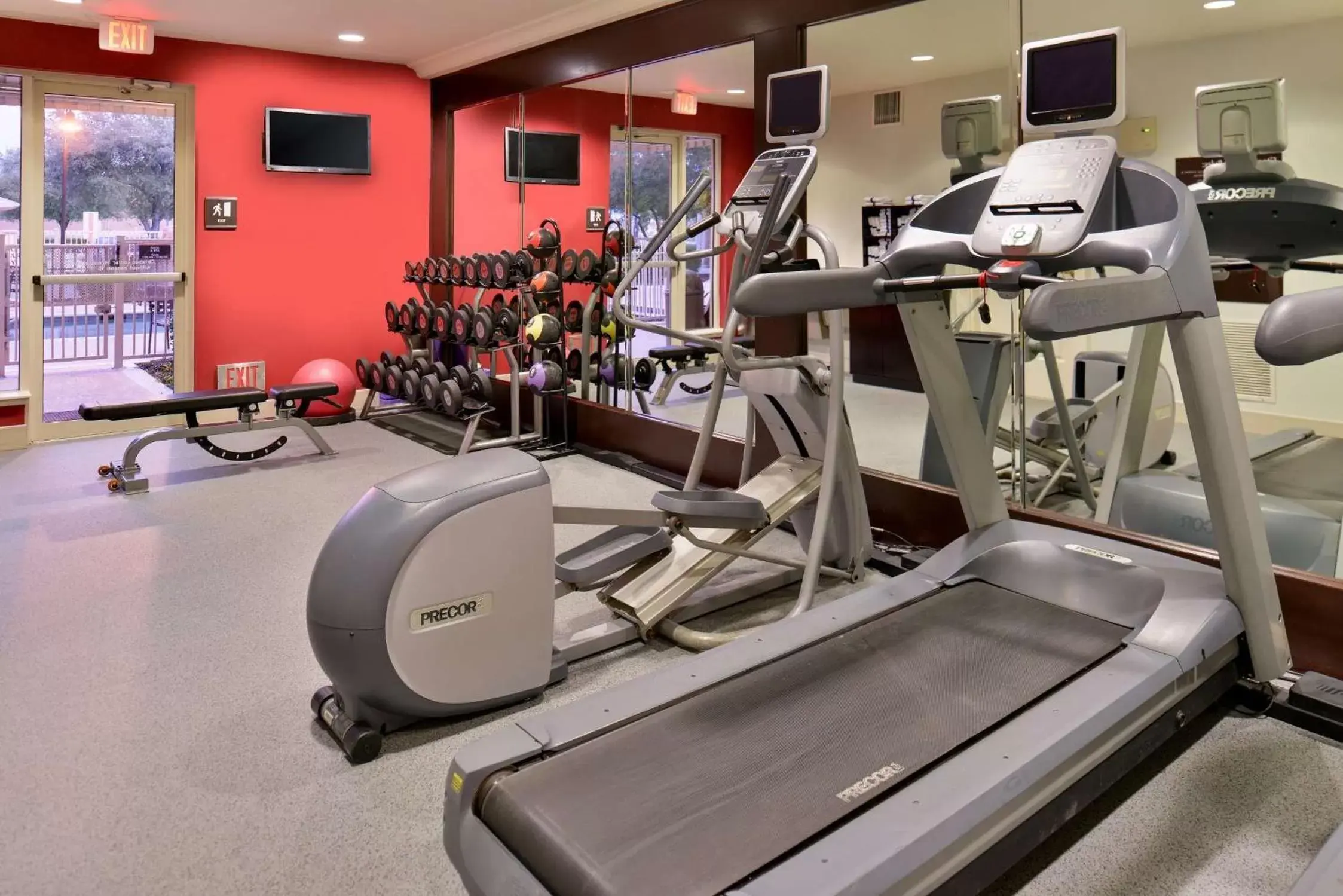 Fitness centre/facilities, Fitness Center/Facilities in Hilton Garden Inn Addison