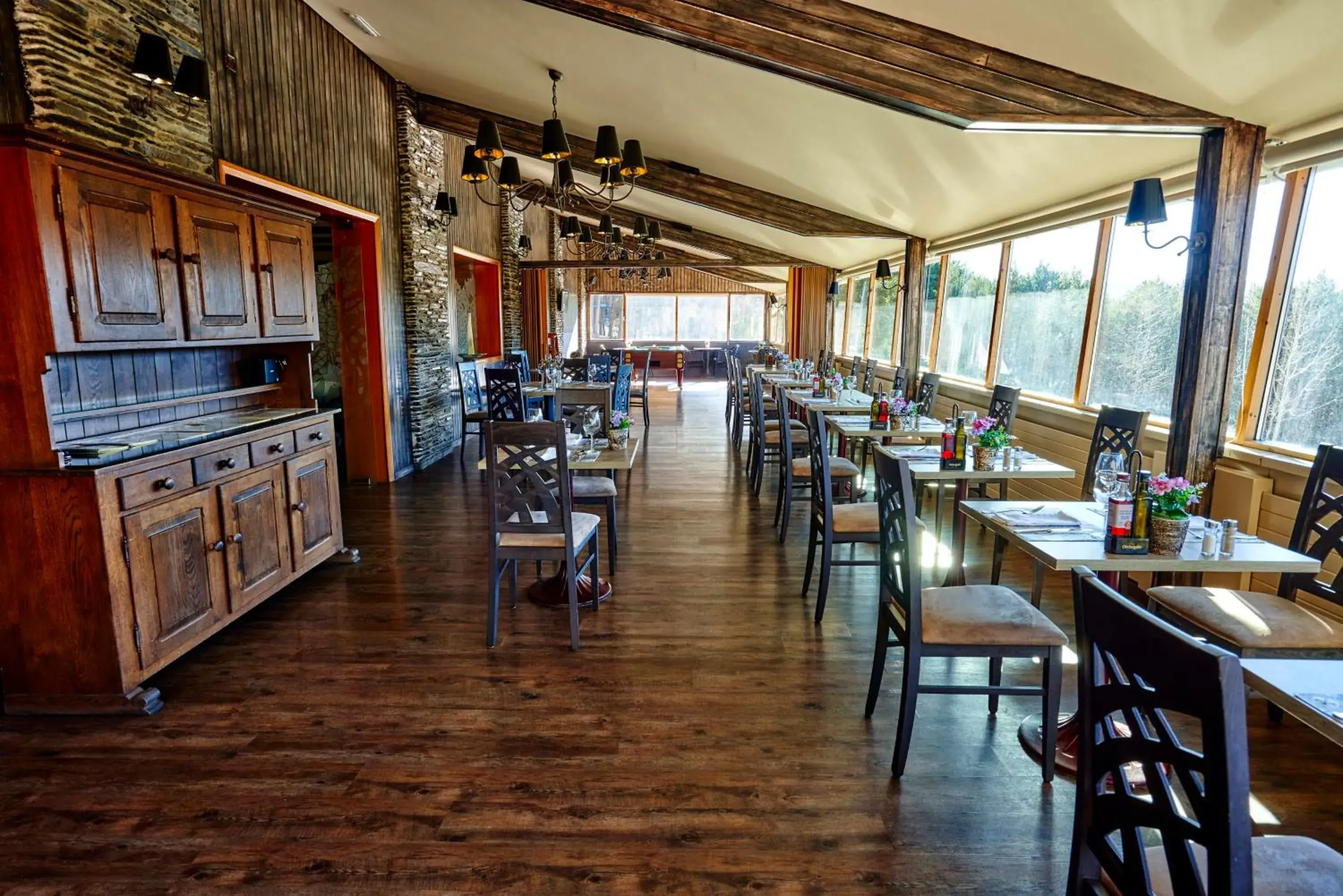 Restaurant/places to eat in Coma Bella Restaurant/places to eat in Coma Bella