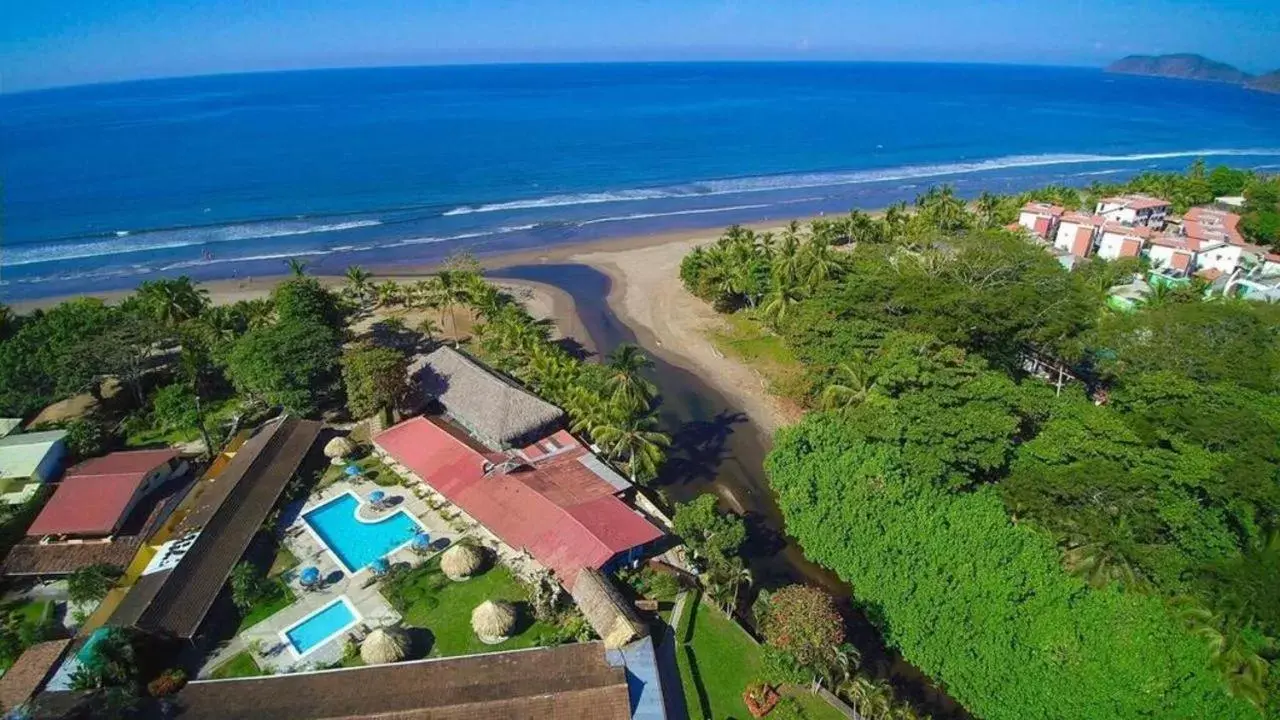 Property building, Bird's-eye View in Beach Break Resort