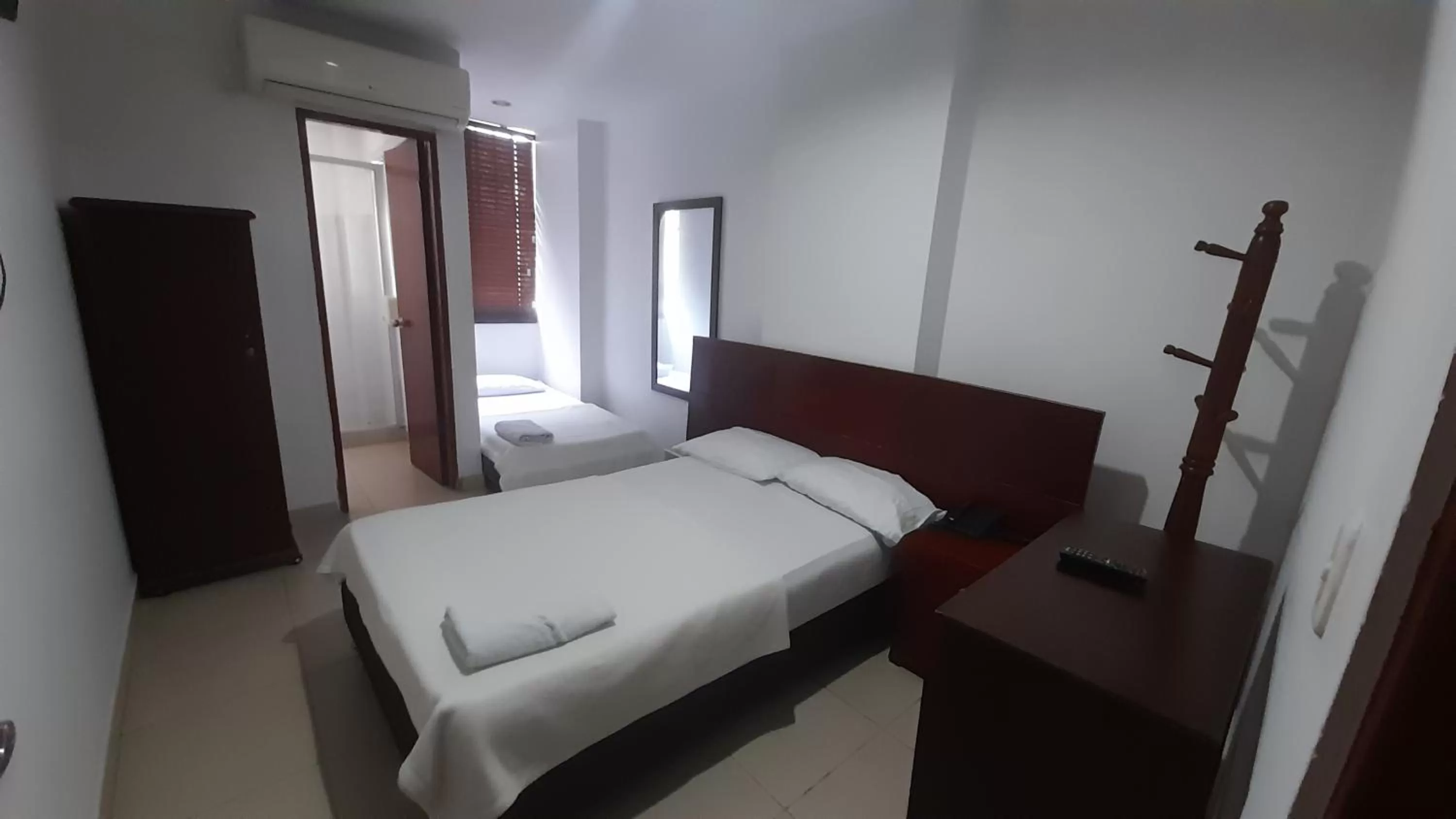 Bed in Hotel Santorini Neiva