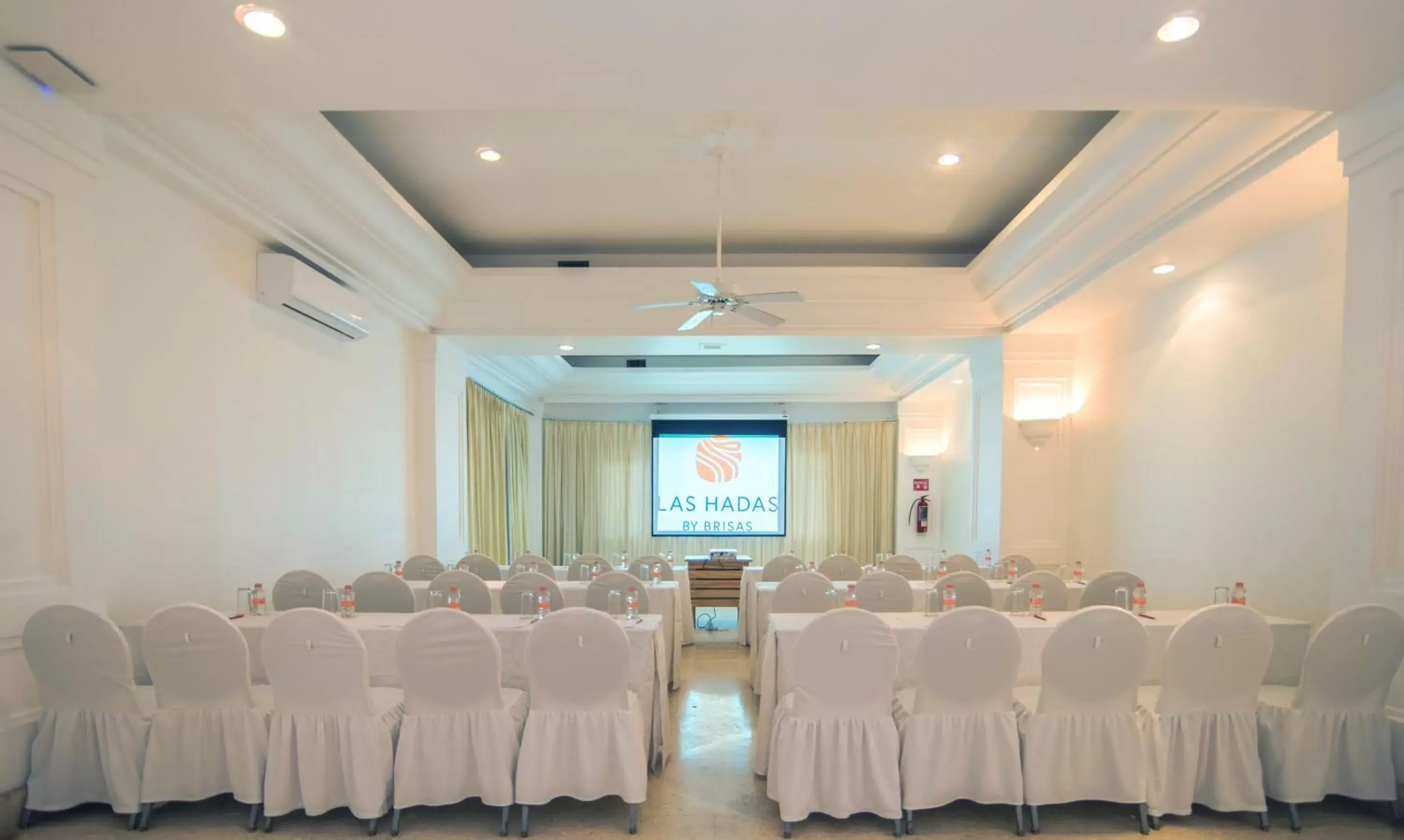 Meeting/conference room in Las Hadas by Brisas