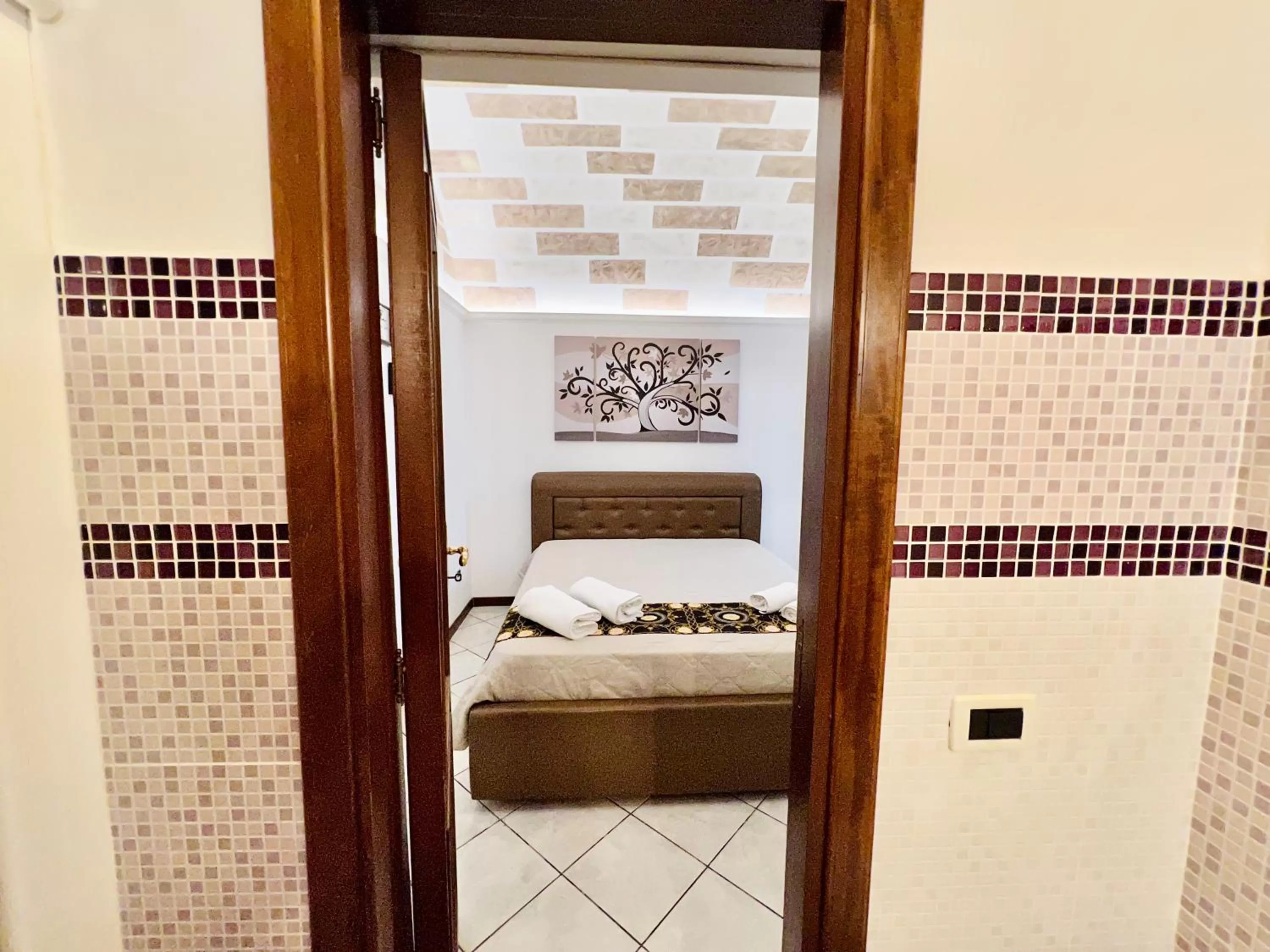 Photo of the whole room, Bed in da Mumminedda