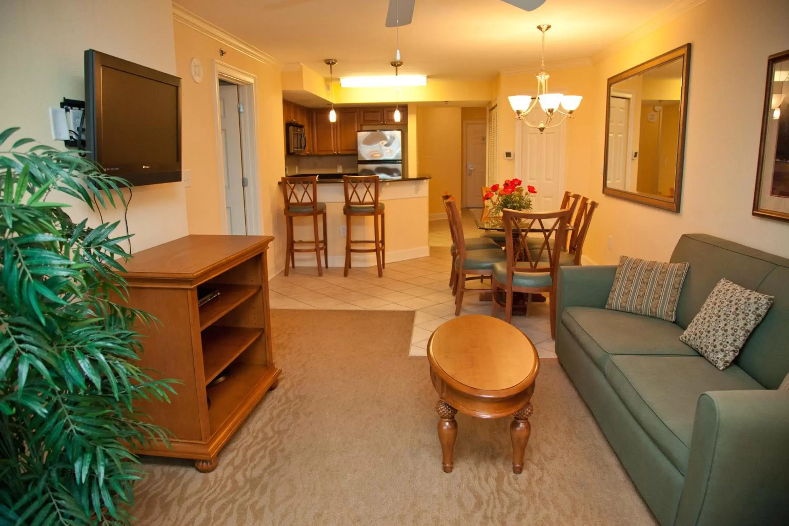 Living room, Seating Area in The Horizon at 77th
