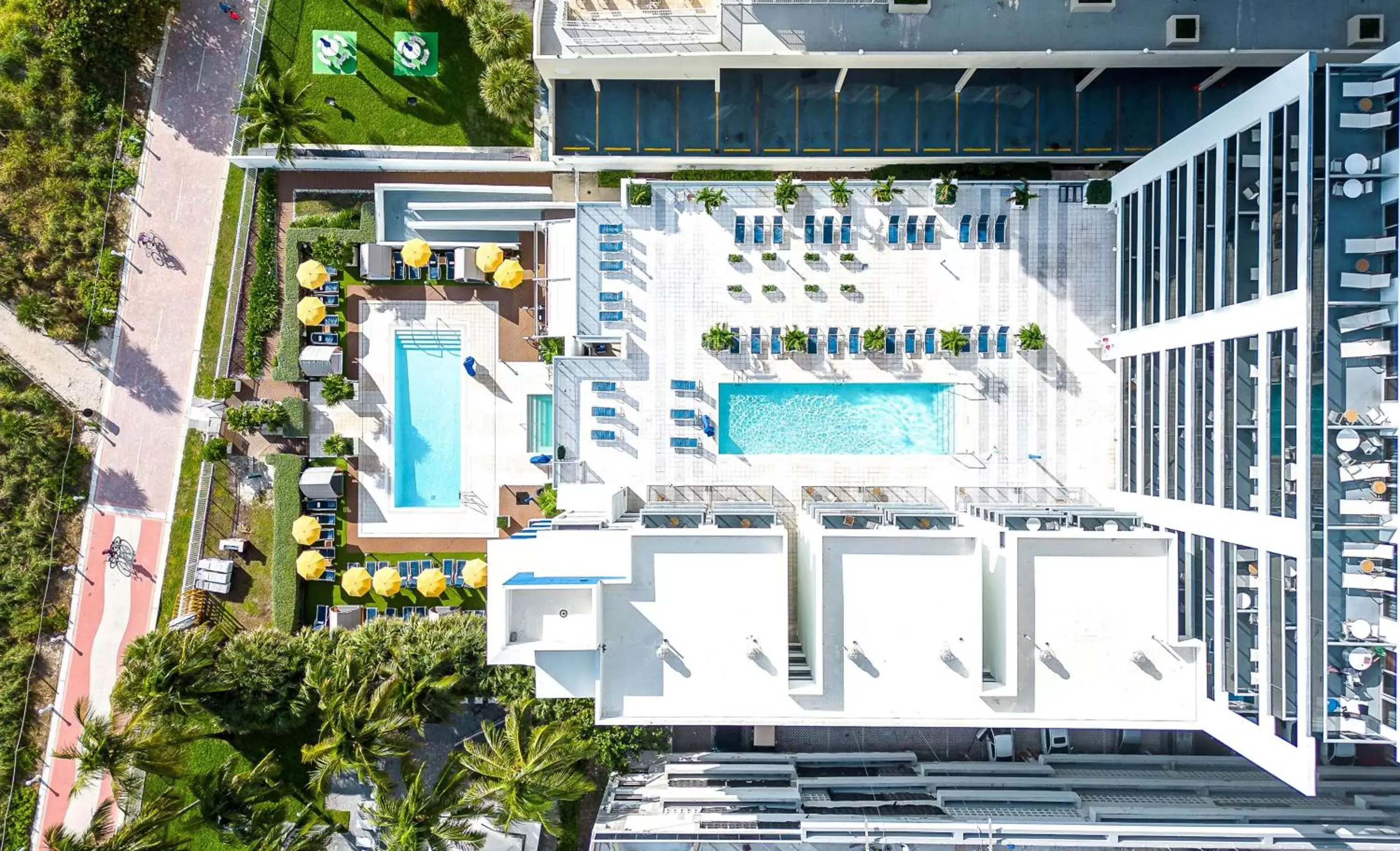 Pool View in Hilton Cabana Miami Beach