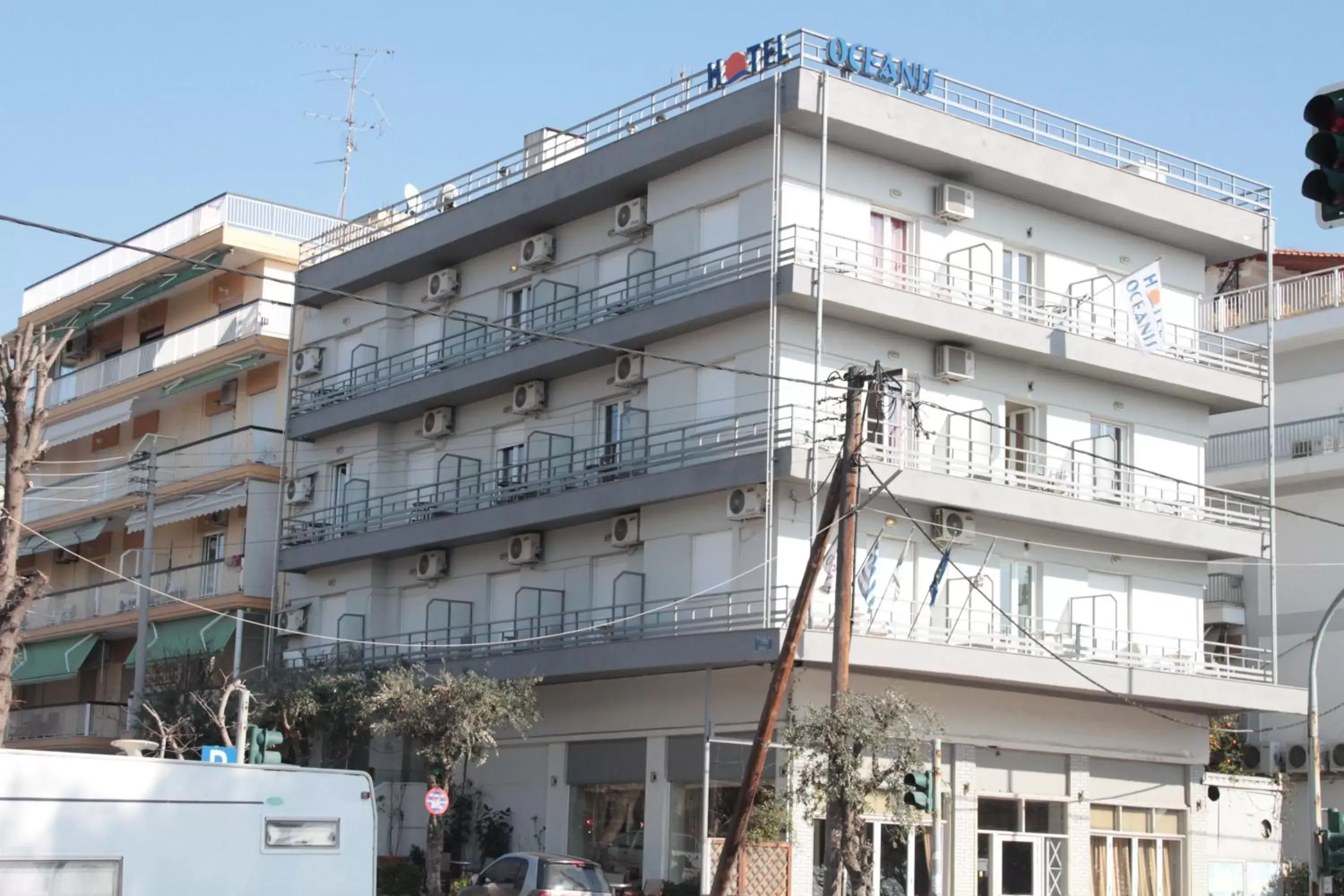 Property Building in Oceanis