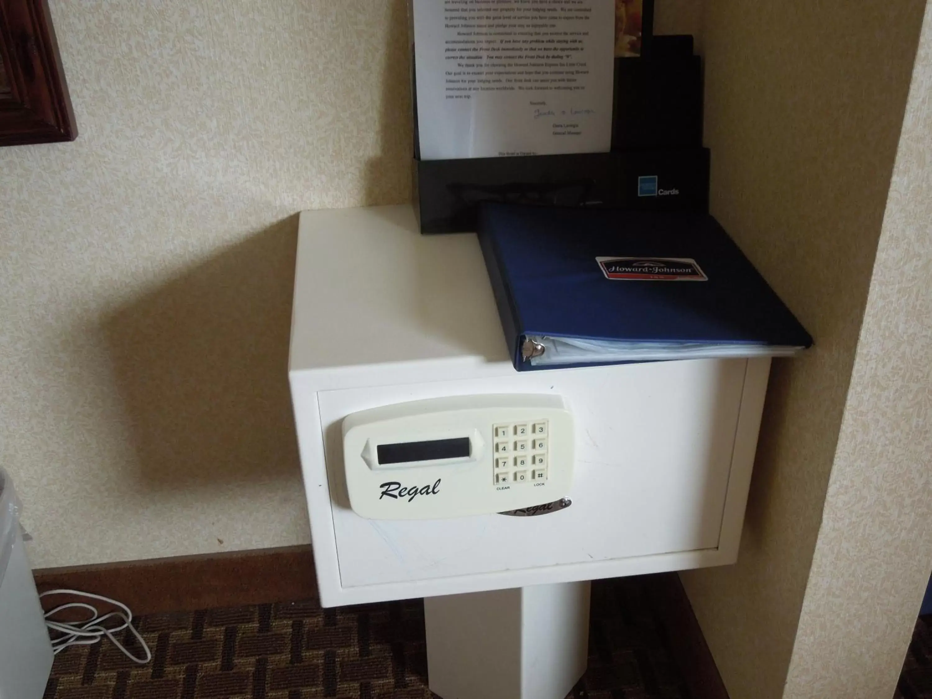 Decorative detail, TV/Entertainment Center in Howard Johnson by Wyndham Virginia Beach