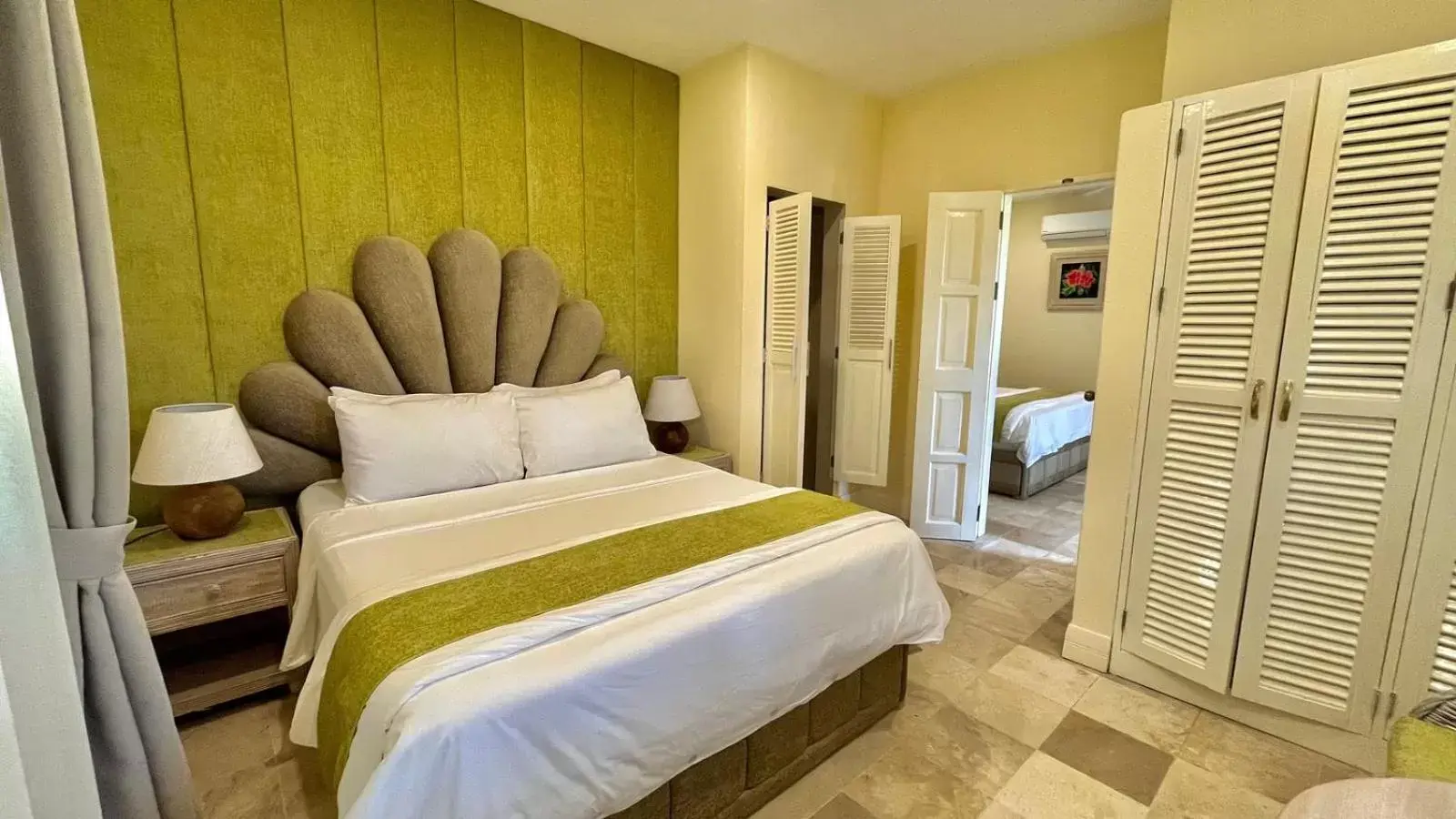 Bed in Coco Grove Beach Resort, Siquijor Island