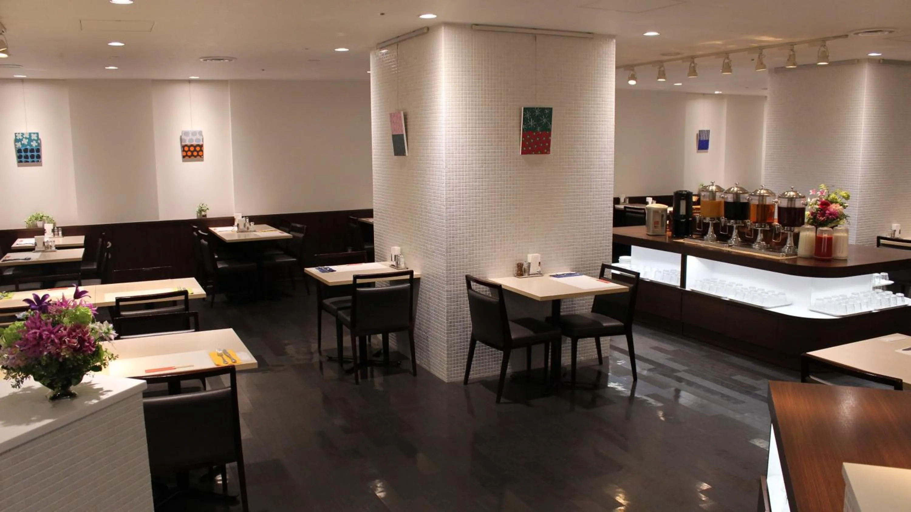 Breakfast in Hotel Grand City