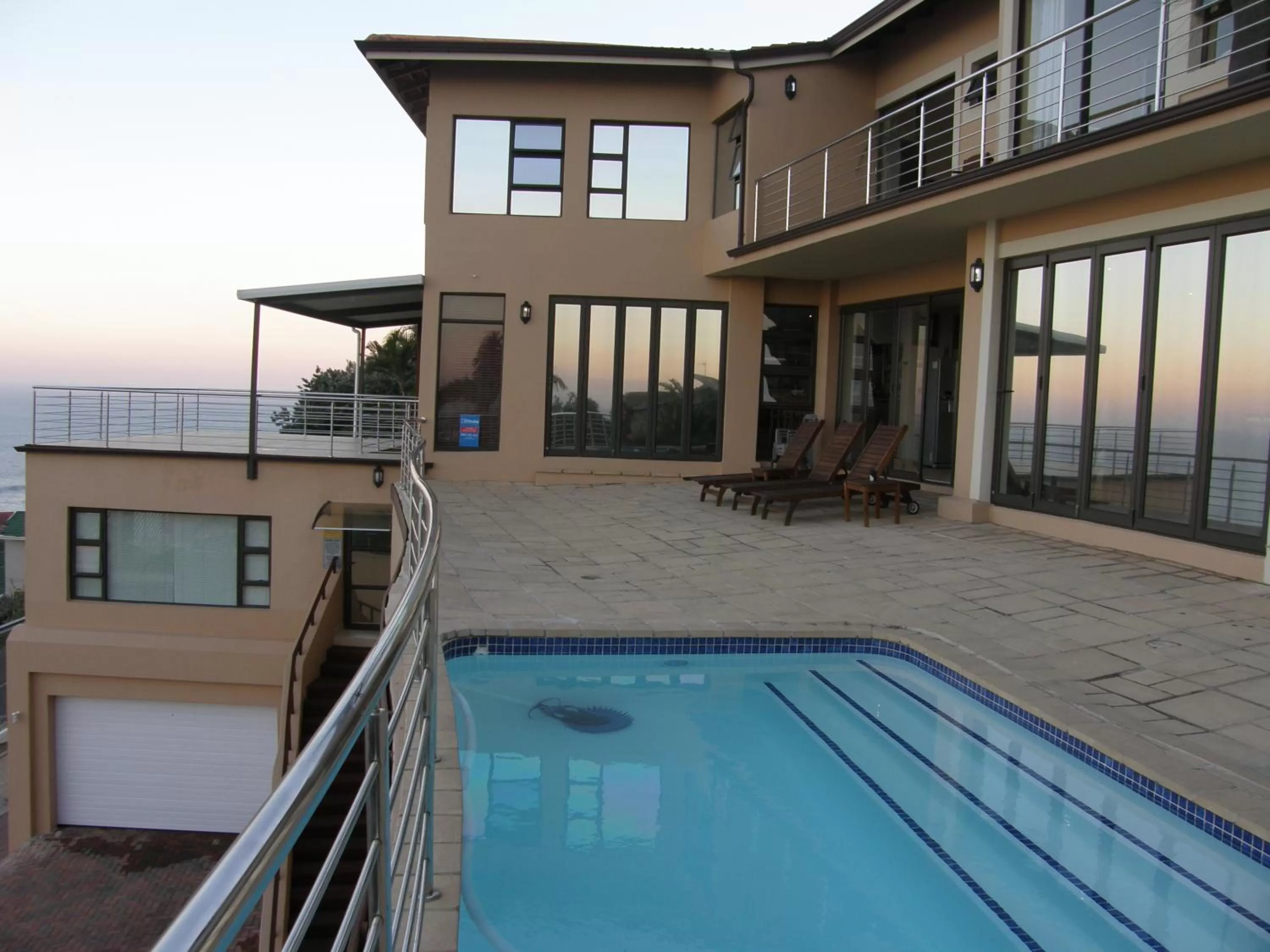 Property building, Swimming Pool in Zimbali View Eco Guesthouse