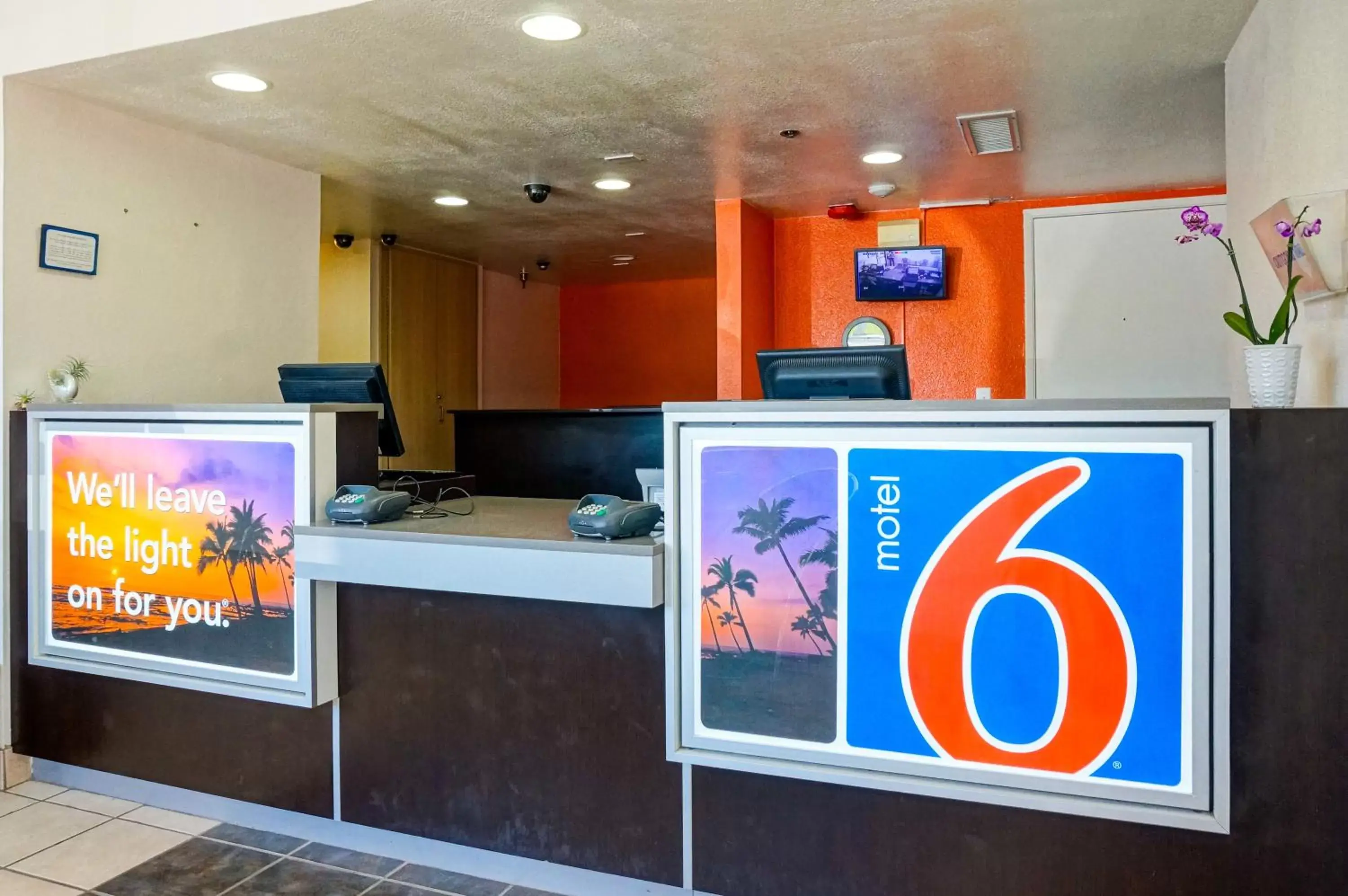 Lobby or reception, Lobby/Reception in Motel 6-Carlsbad, CA Beach