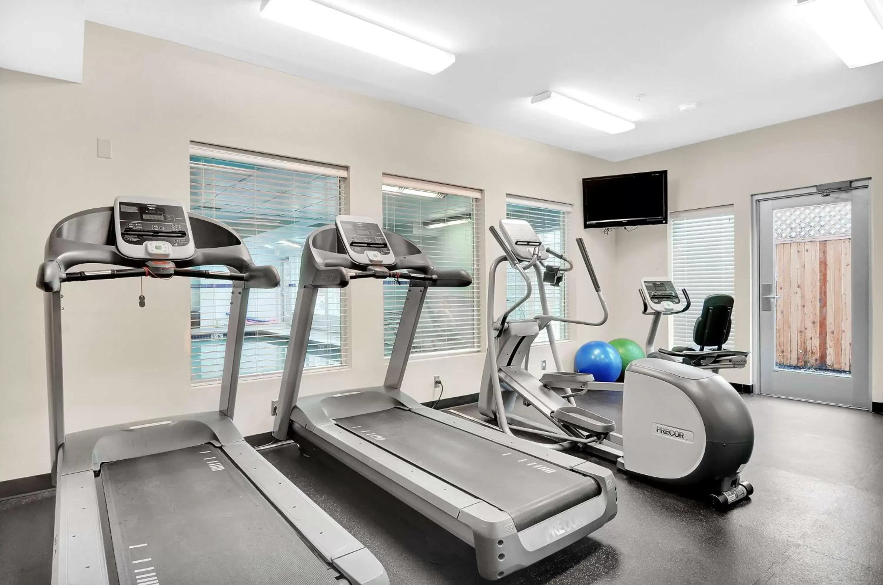 Spa and wellness centre/facilities, Fitness Center/Facilities in Executive Residency by Best Western Navigator Inn & Suites