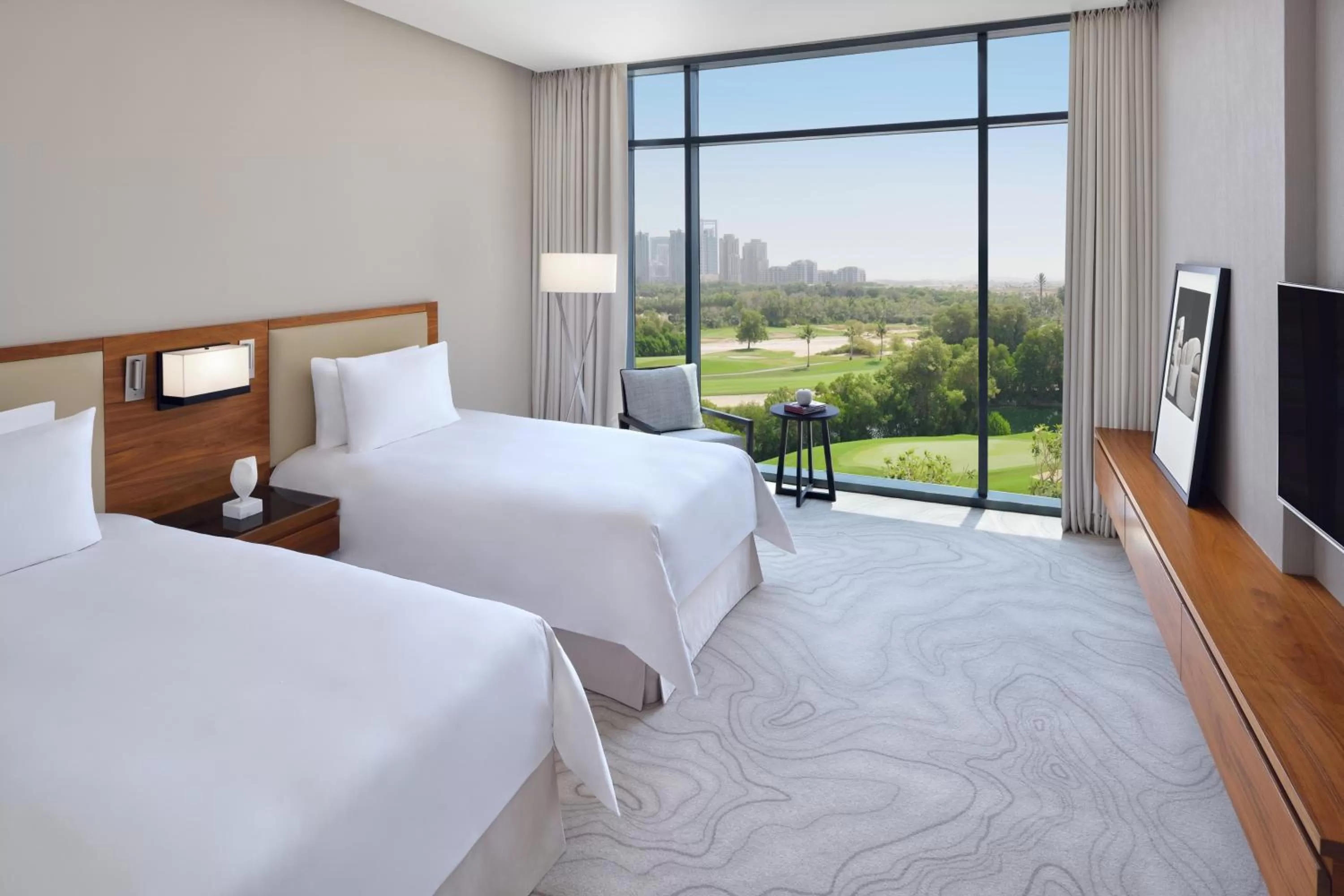 Photo of the whole room, Bed in Vida Emirates Hills