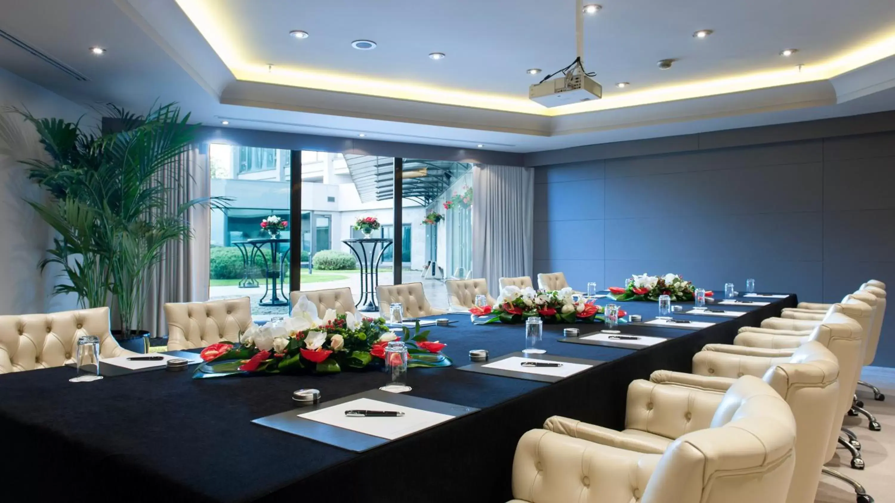 Meeting/conference room in InterContinental Istanbul, an IHG Hotel