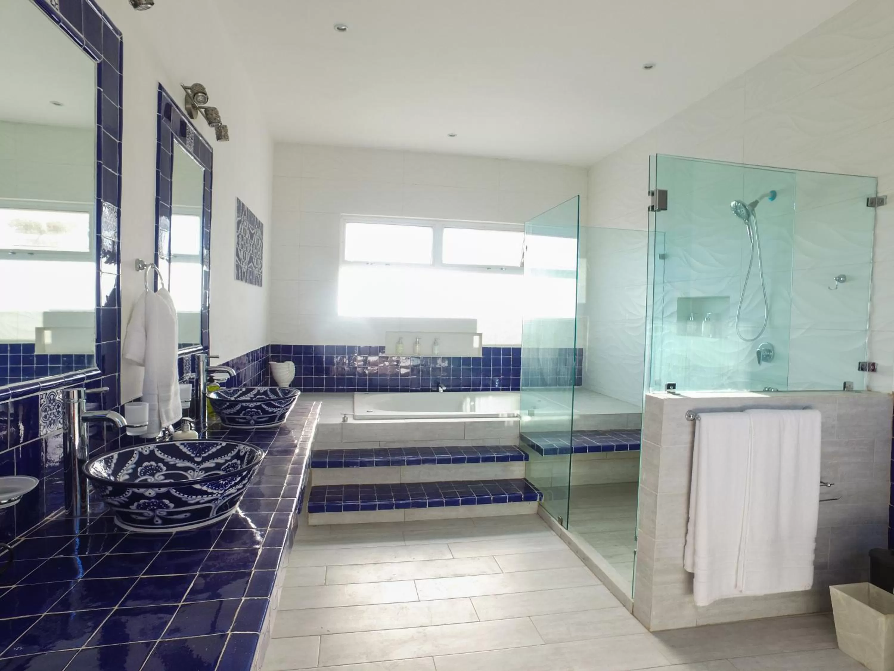 Bathroom, Bed in Casa Xcanatun