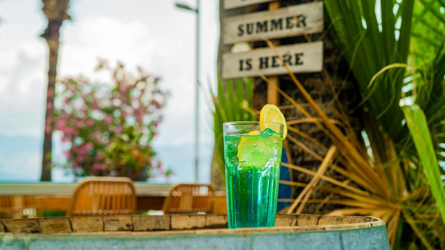 Food and drinks in Cettia Beach Resort