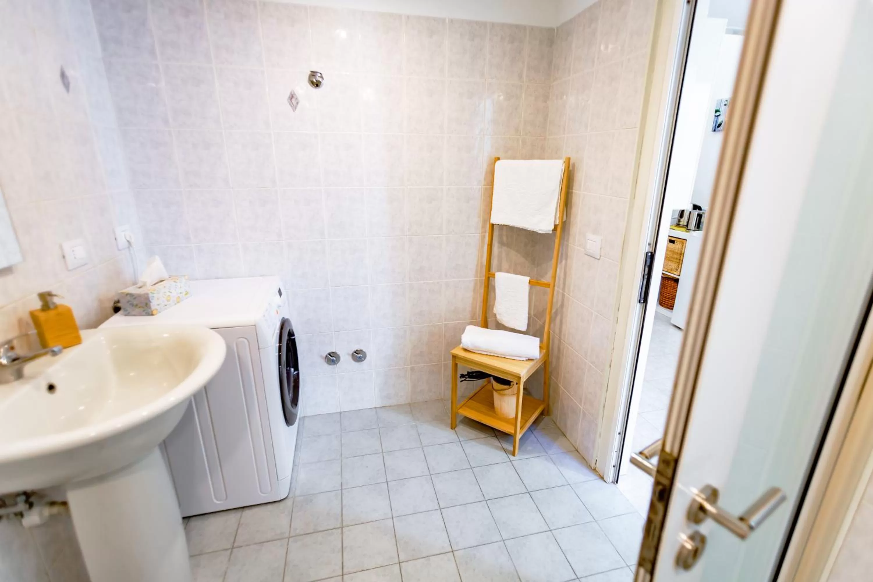Bathroom in Antonella home b&b