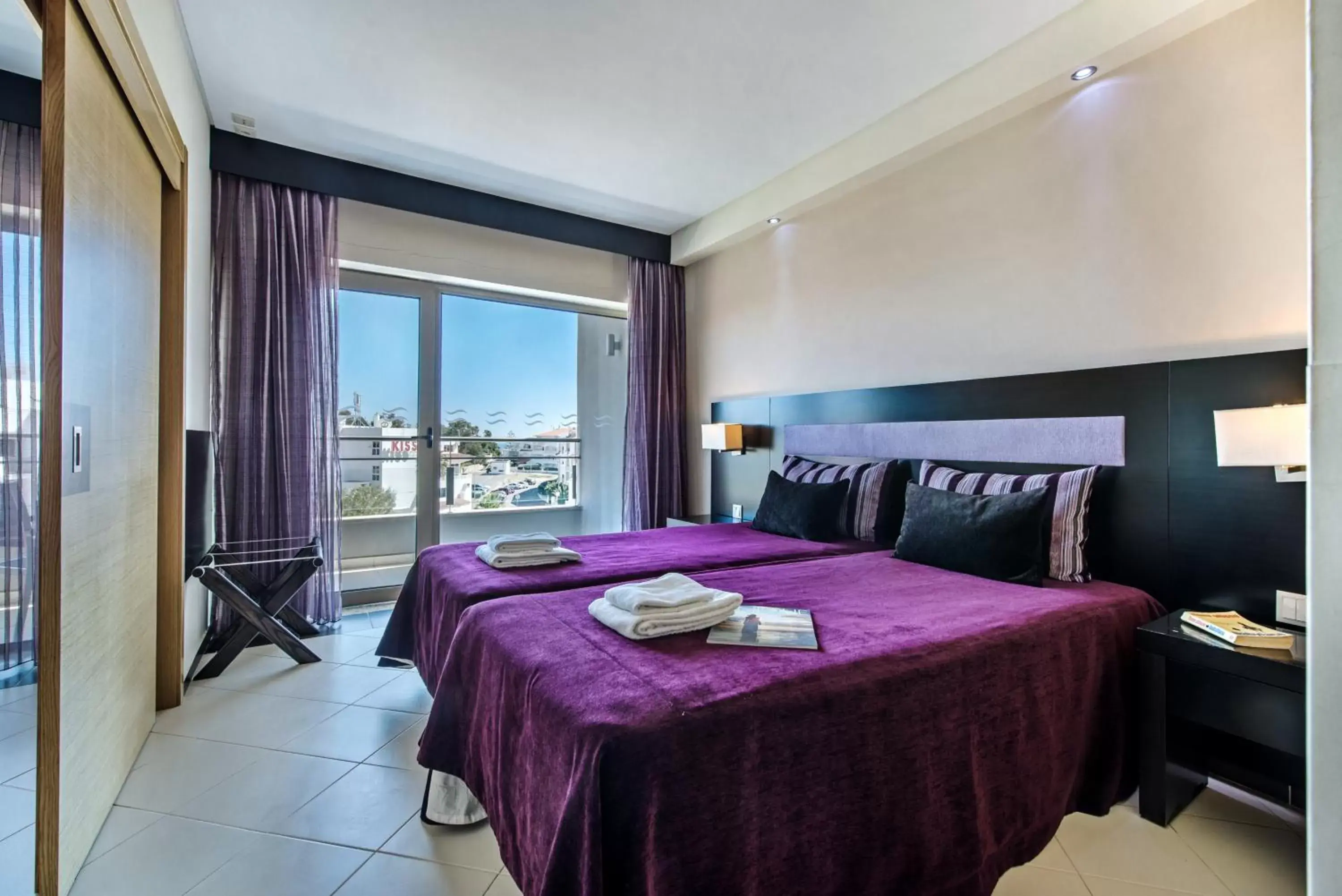 One-Bedroom Apartment in Areias Village Beach Suite Hotel
