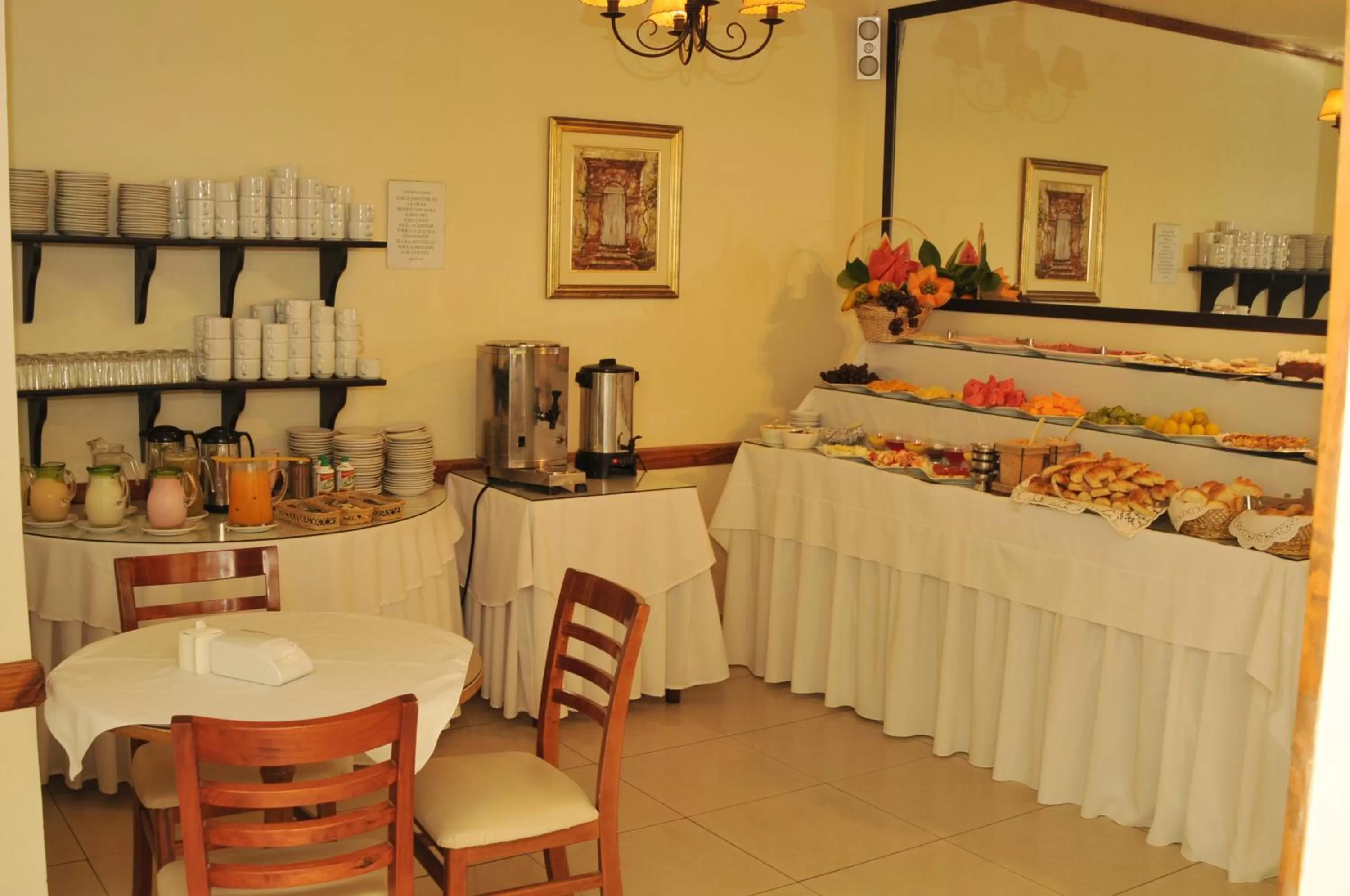 Lounge or bar in Hotel Marbella