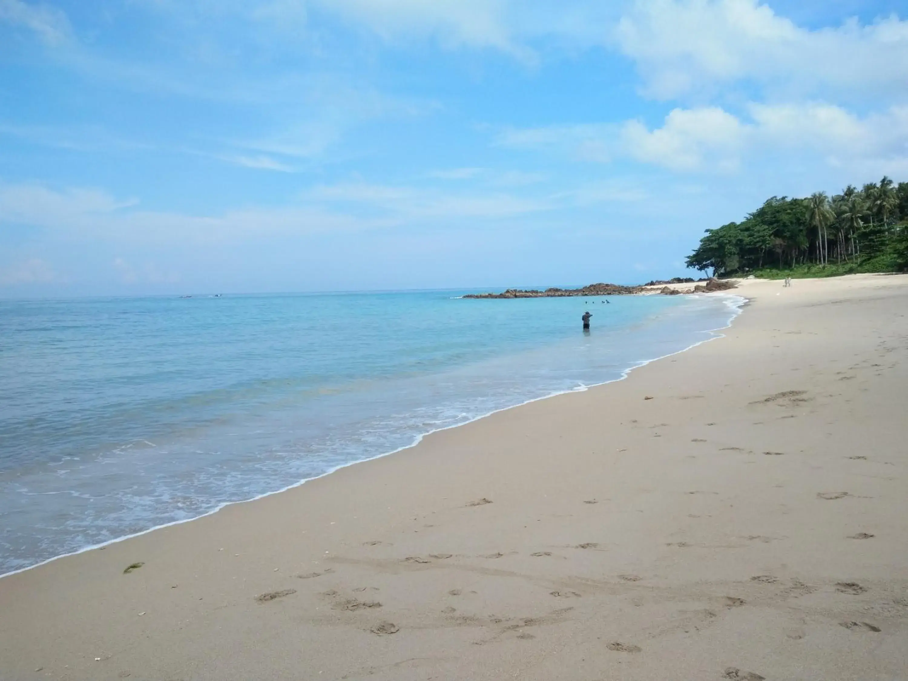 Beach in Baan Suan Rim Klong