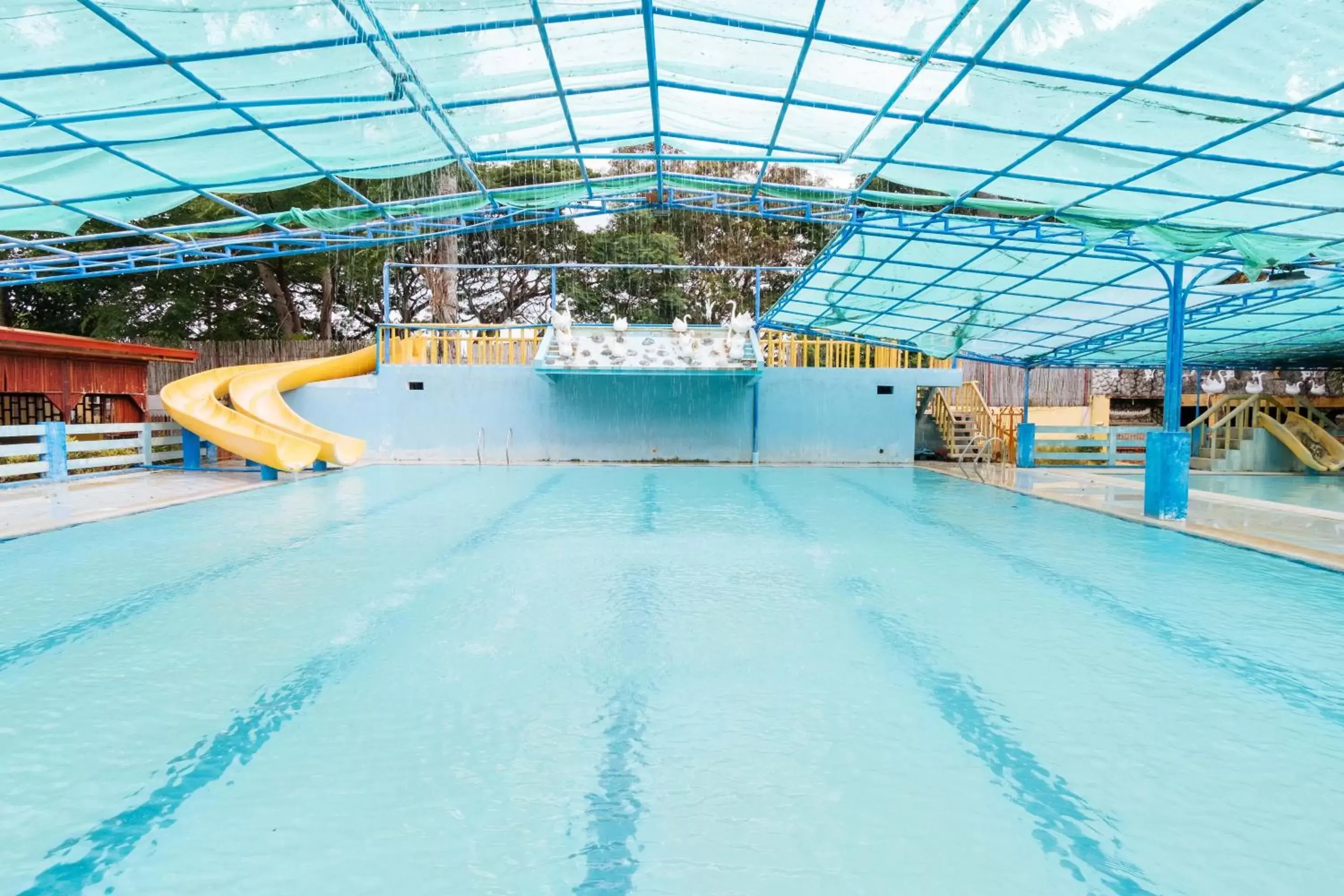 Swimming pool, Water Park in RedDoorz Premium @ Gabinete Road Palawan