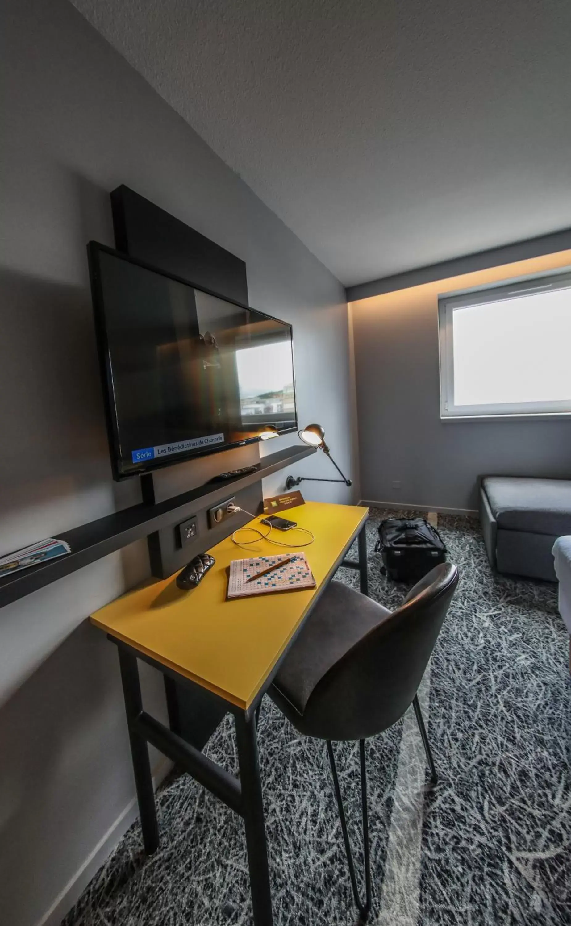 TV/Entertainment Center in Ibis Styles Clermont-Ferrand République