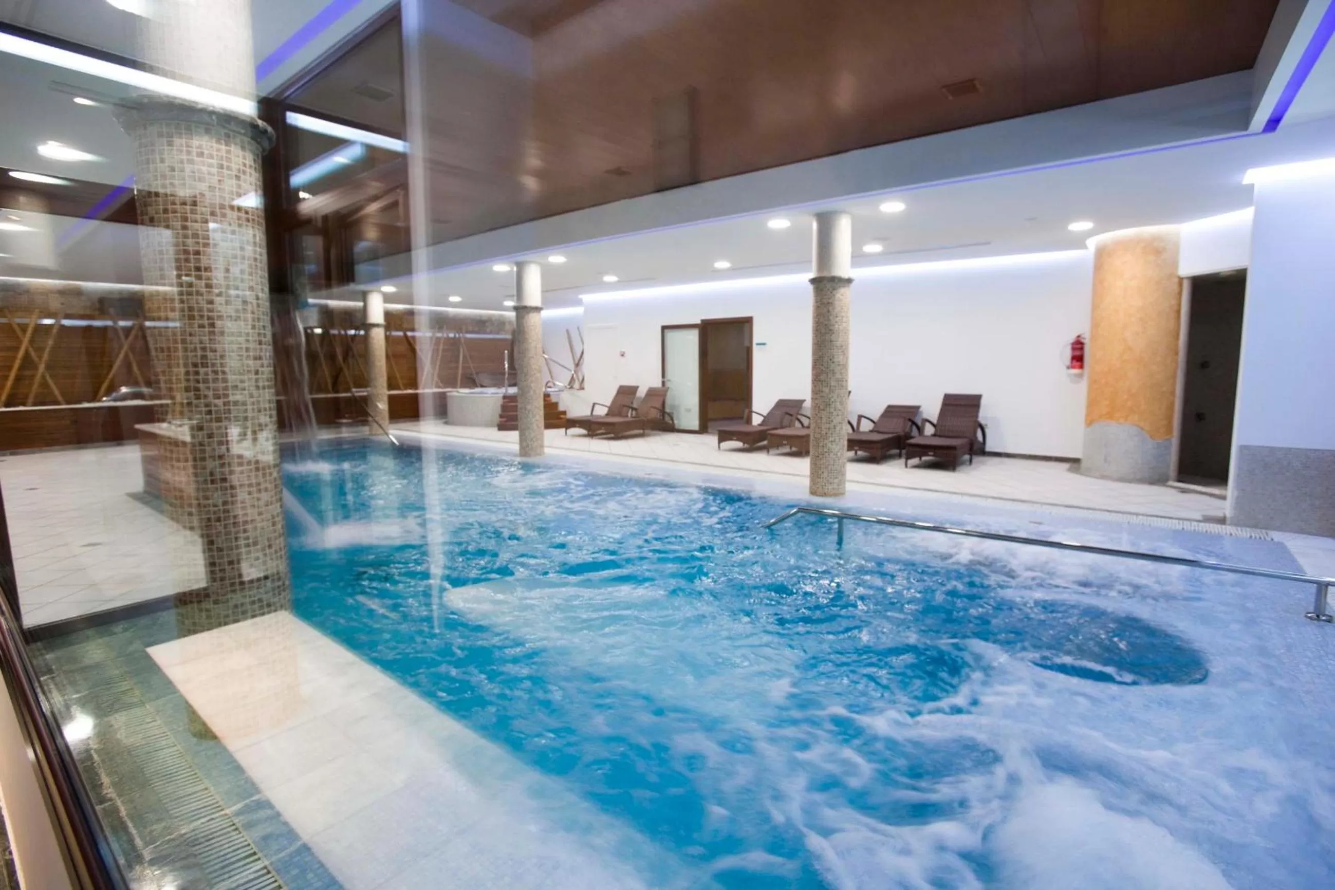 Spa and wellness centre/facilities in Hospes Palacio de Arenales & Spa