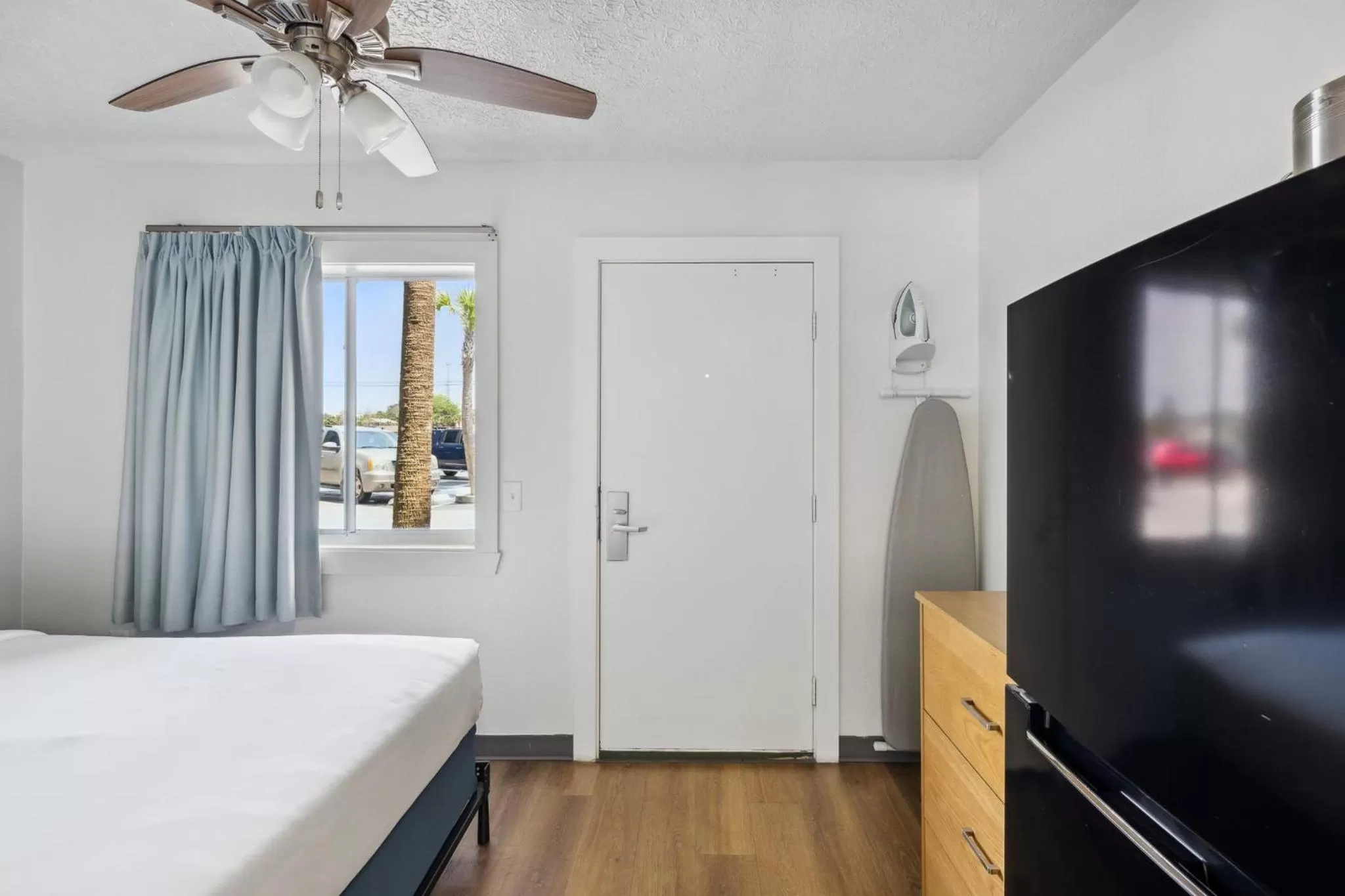 Bedroom, Bed in Sugar Sands Beachfront Hotel, a By The Sea Resort