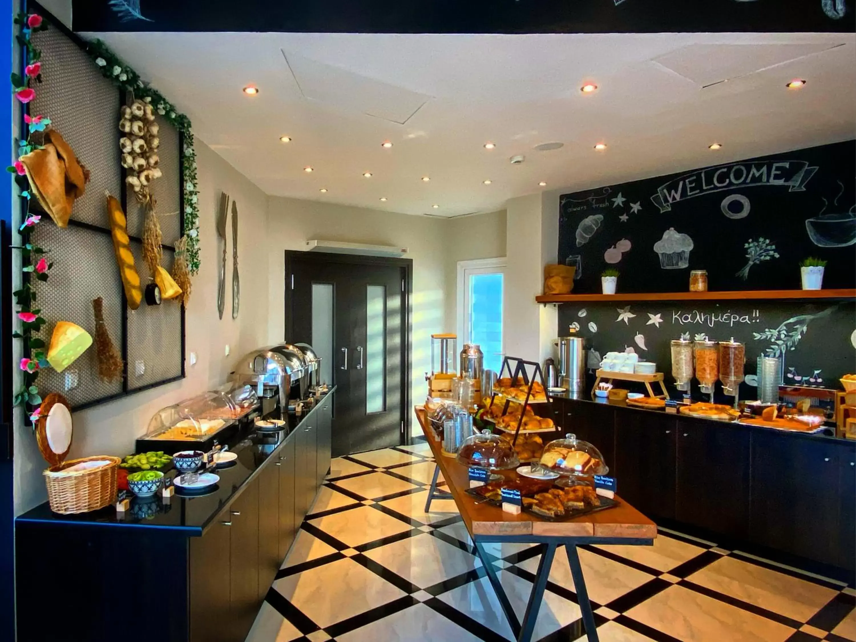 Restaurant/places to eat in Aar Hotel & Spa Ioannina Restaurant/places to eat in Aar Hotel & Spa Ioannina