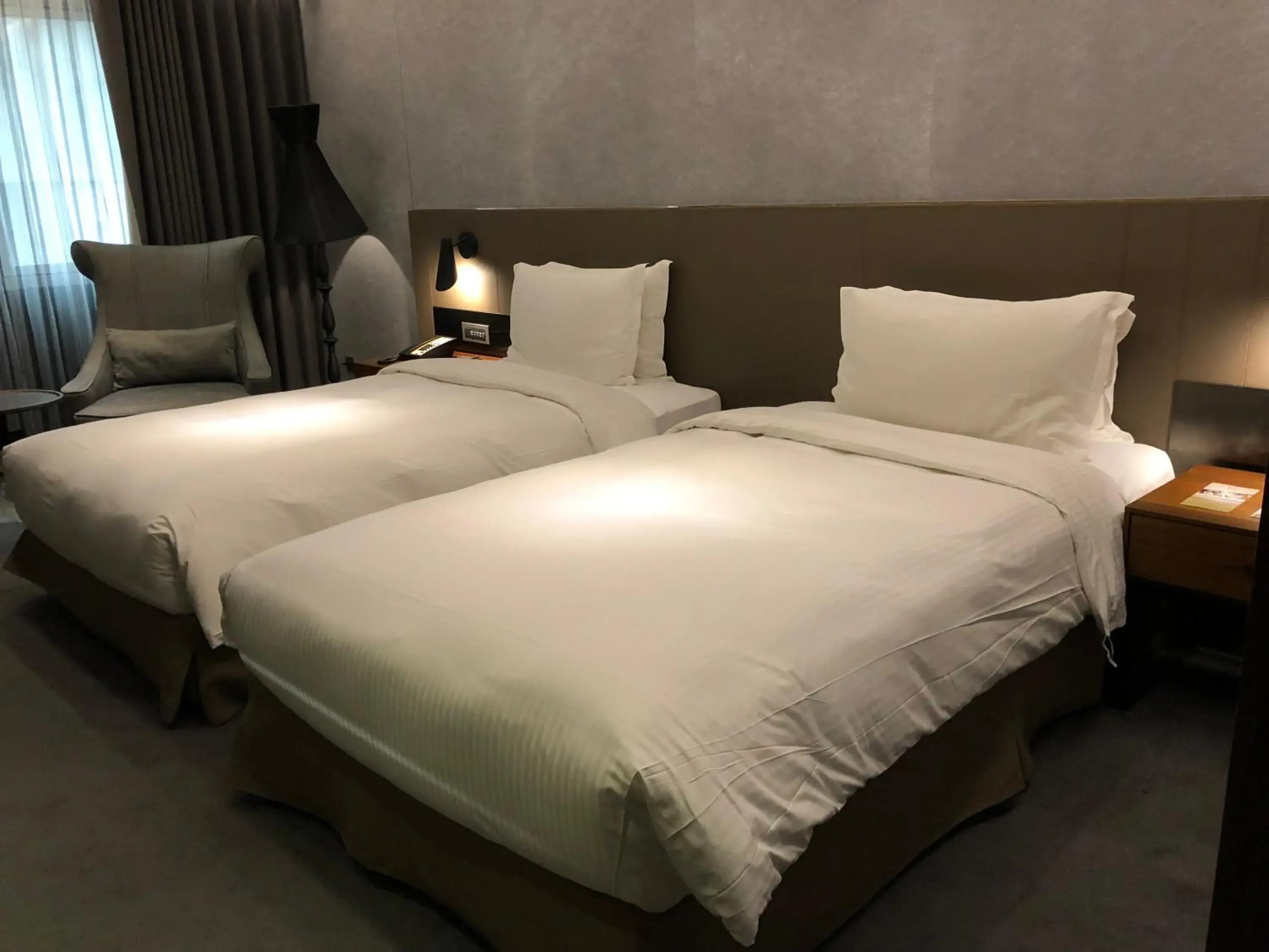 Photo of the whole room, Bed in CHECK inn Taipei Nanjing