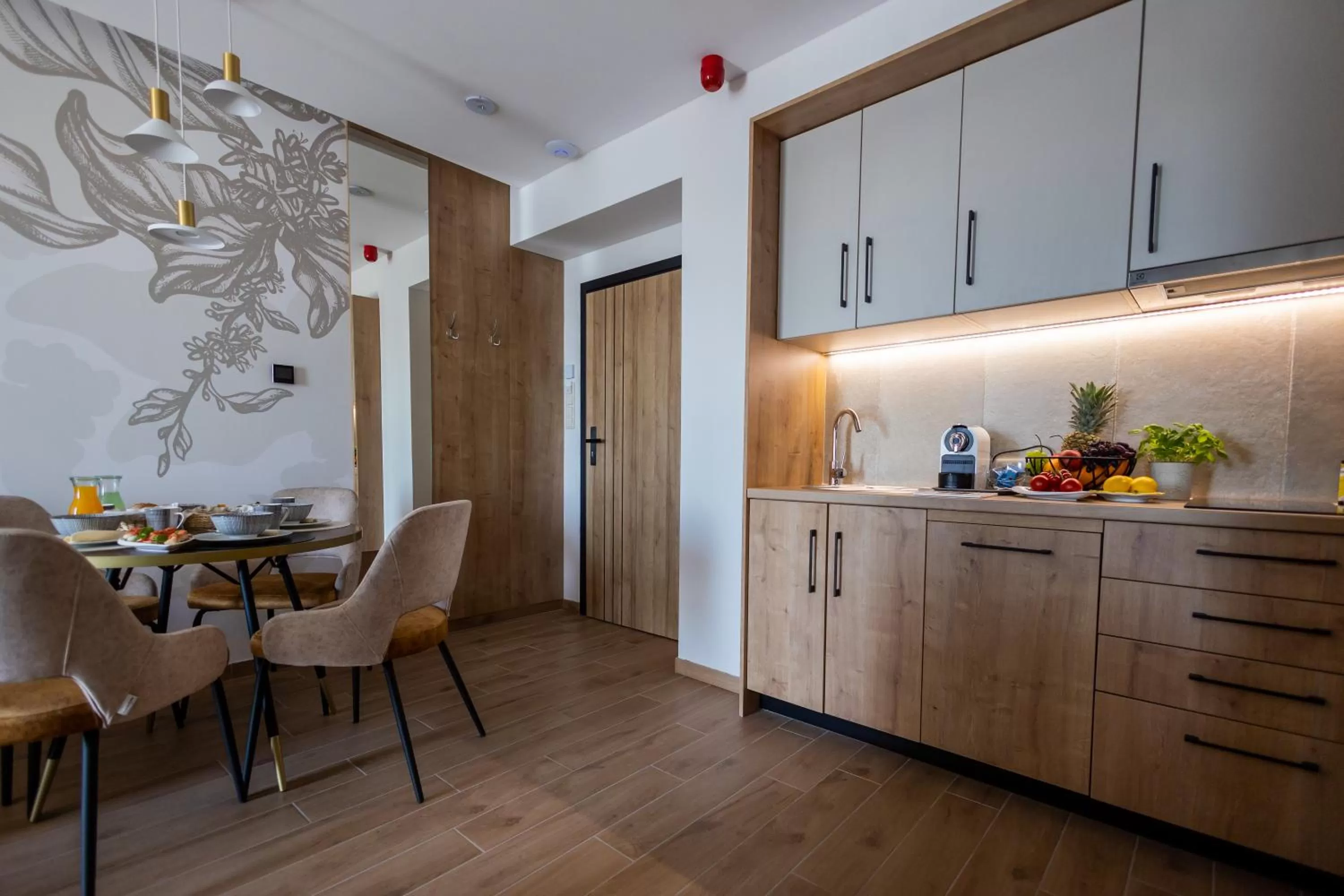 kitchen in Mokka House Panzió