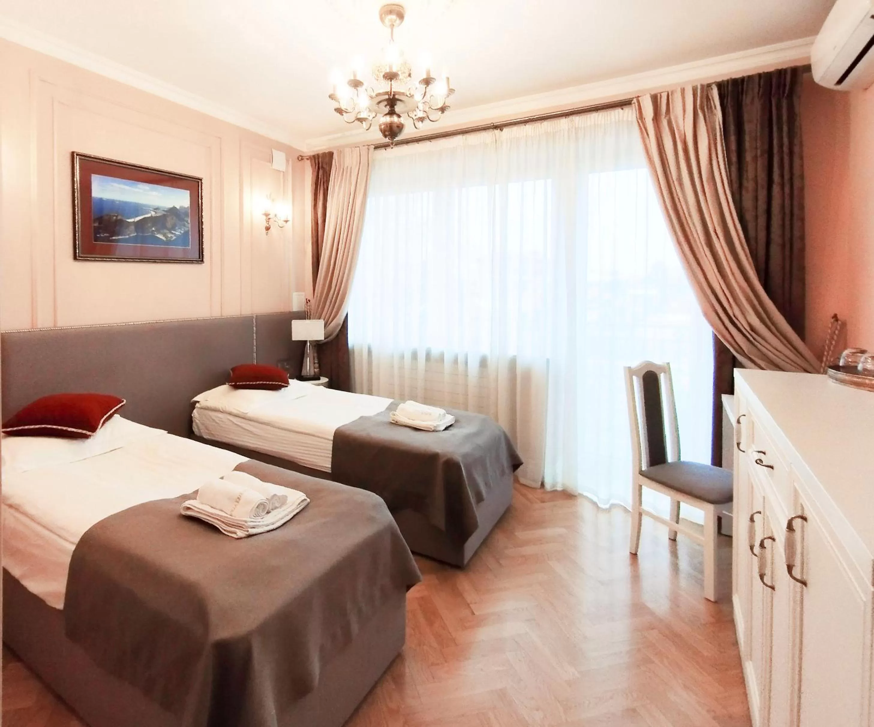 Bed in Willa Krakowska