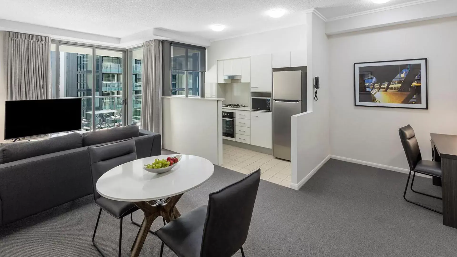 TV and multimedia, Seating Area in Oaks Brisbane on Margaret Suites