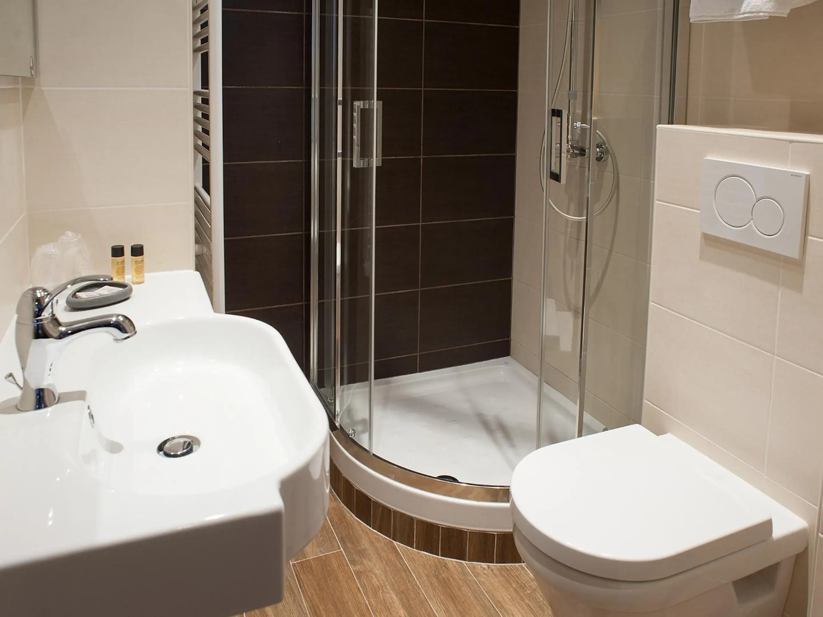 Shower, Bathroom in Hôtel Esprit d'Azur