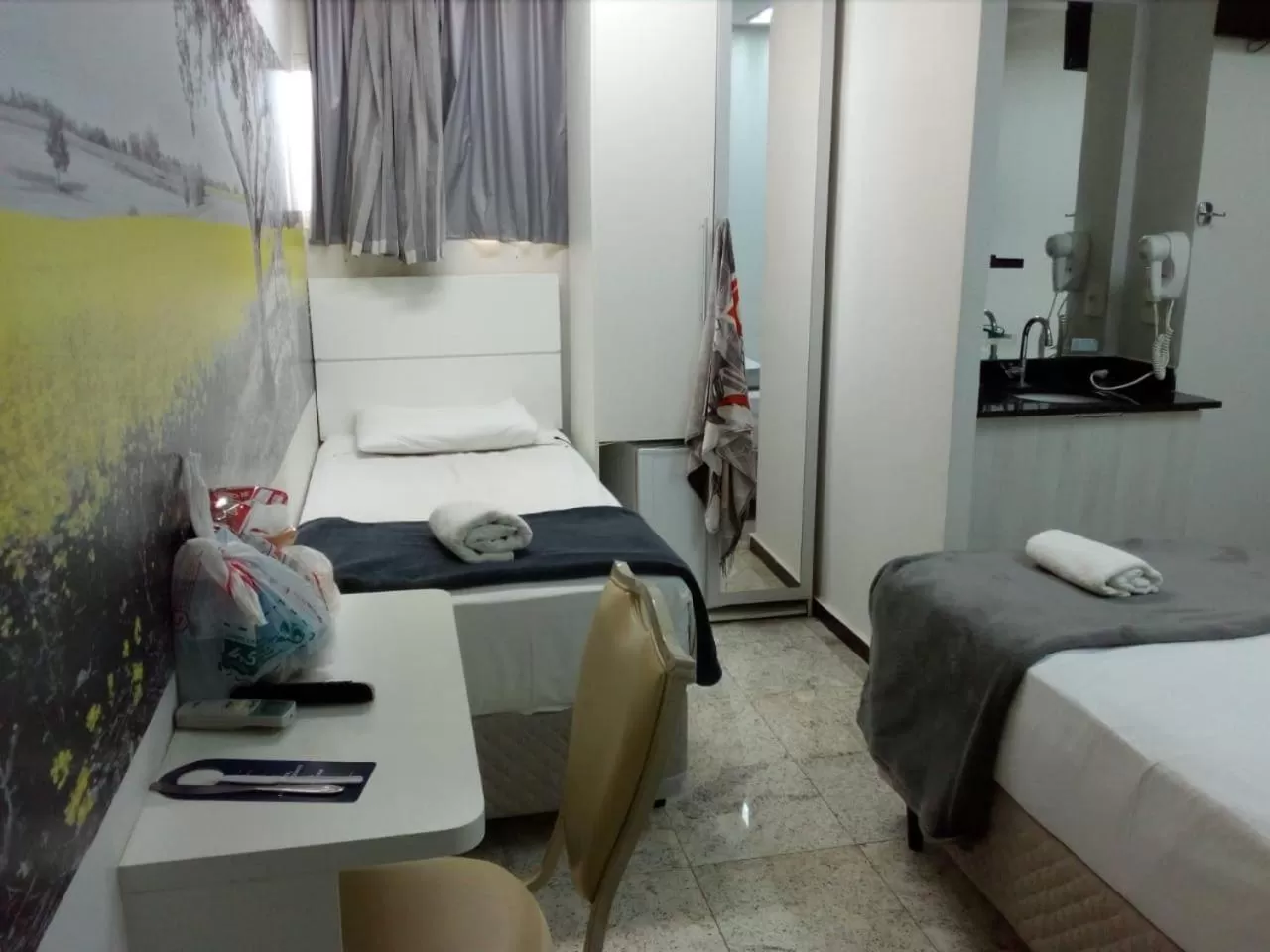 Bedroom, Bed in Compacto Hotel