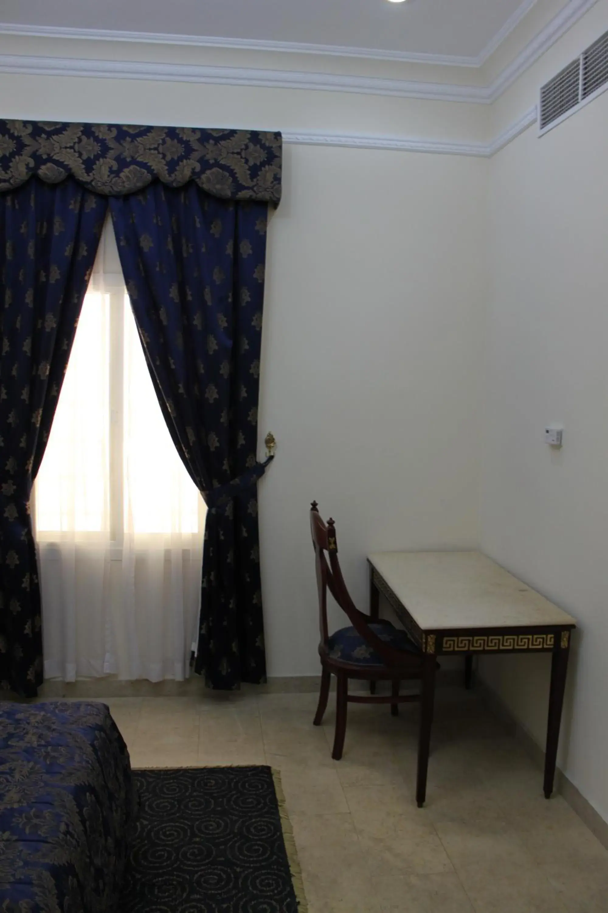 Bedroom, Seating Area in Royal Residence Resort
