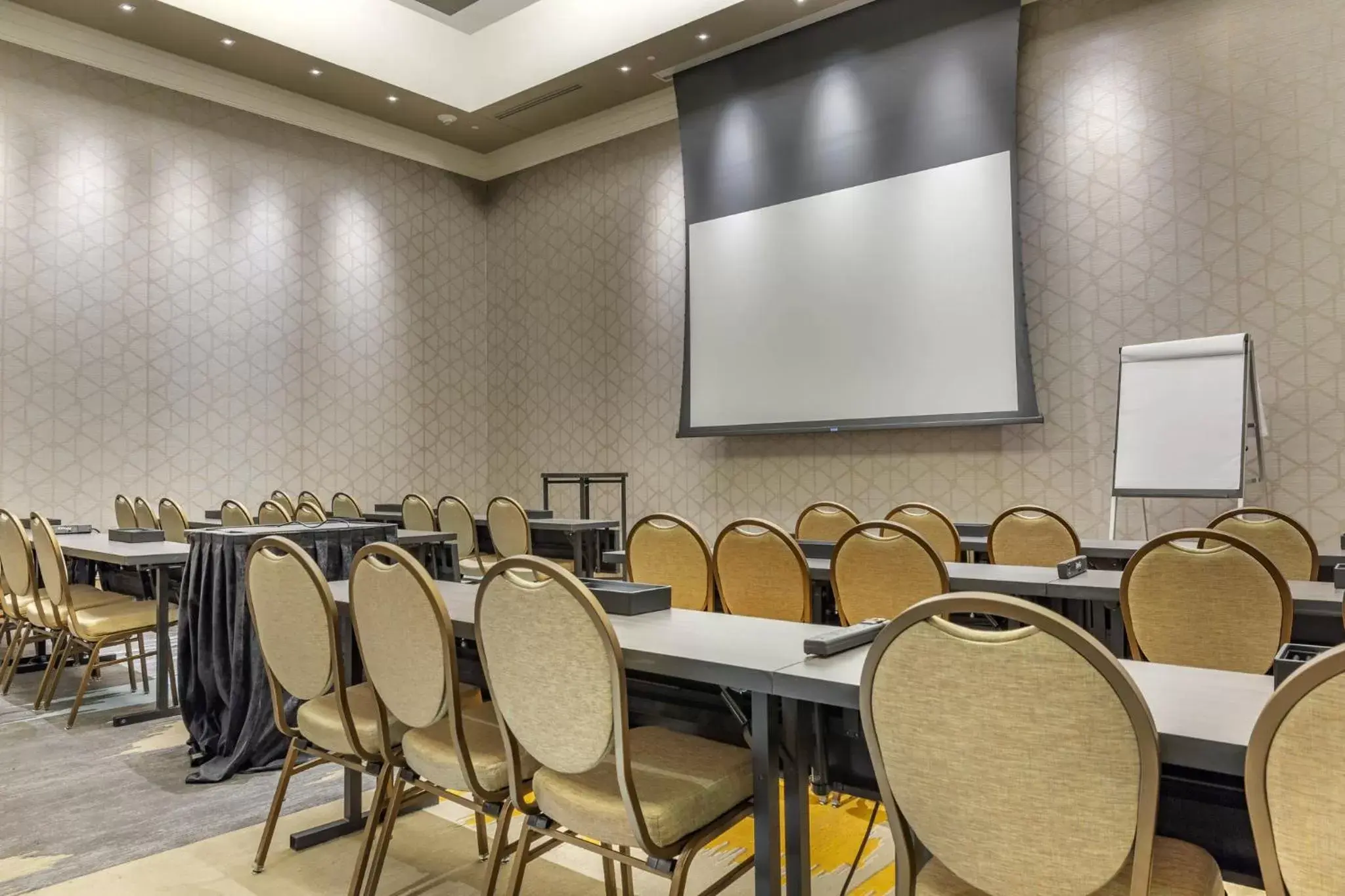 Meeting/conference room in Omni Louisville Hotel